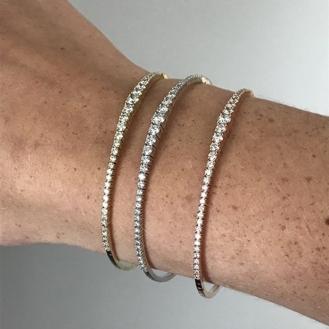 1.18ctw Graduated Diamond 14K Yellow Gold Flex Bangle