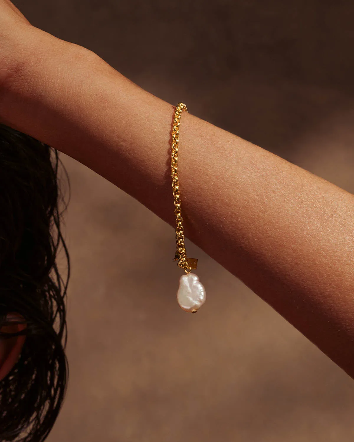 18k Gold Vermeil Embrace Stillness Pearl Bracelet Bycharlotte