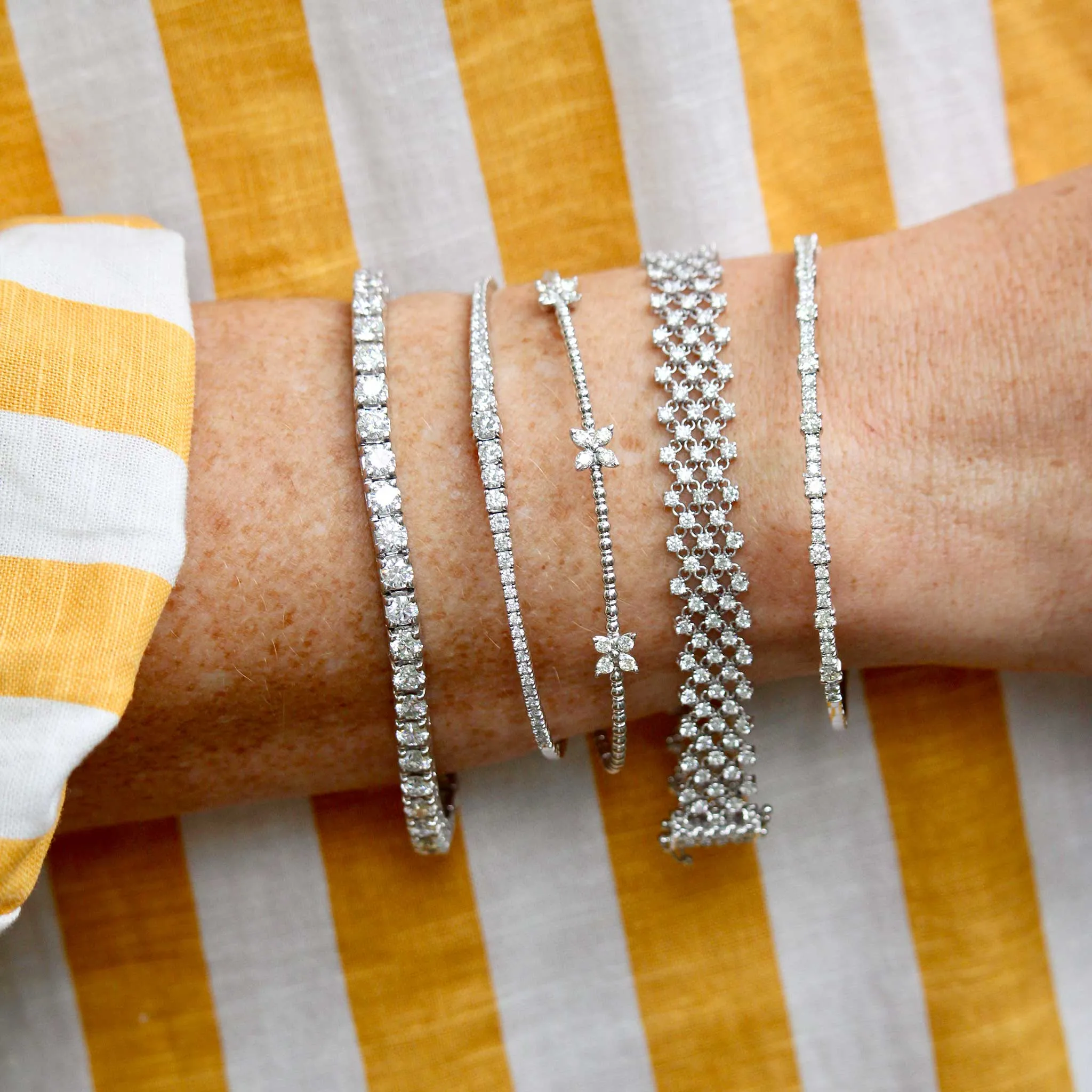 4.75ctw Diamond 18K White Gold Mesh Bracelet