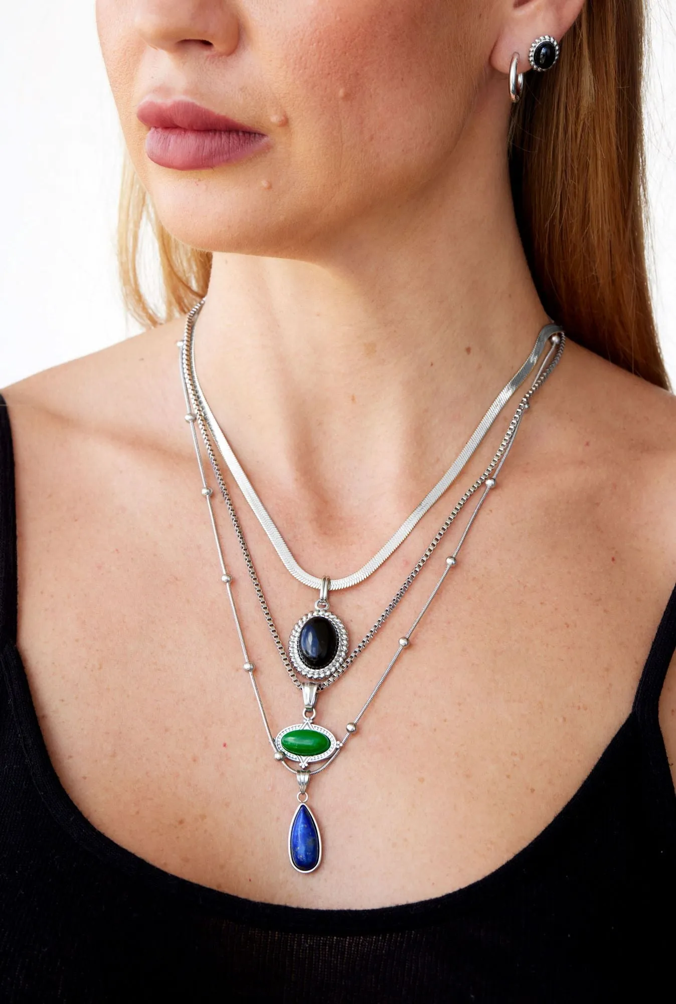 9 PIECES GENUINE GEMSTONE SET