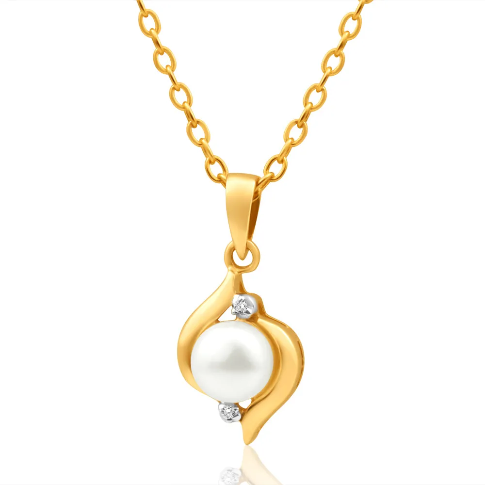 9ct Dazzling Yellow Gold Diamond   Pearl Pendant Shiels