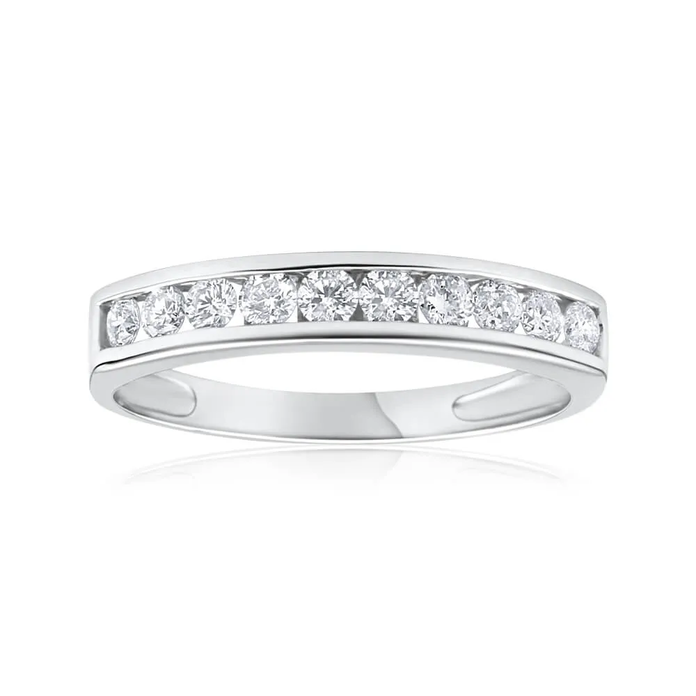 9ct White Gold Exquisite Diamond Ring Shiels