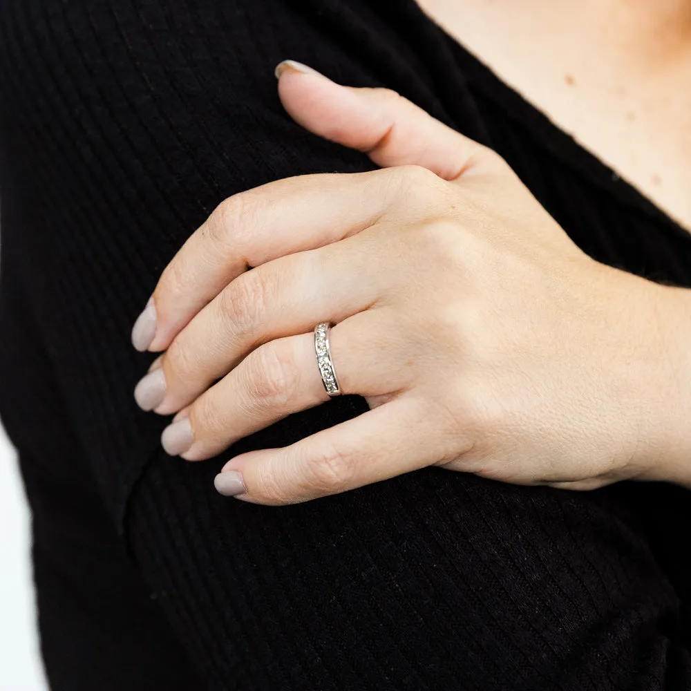9ct White Gold Exquisite Diamond Ring Shiels