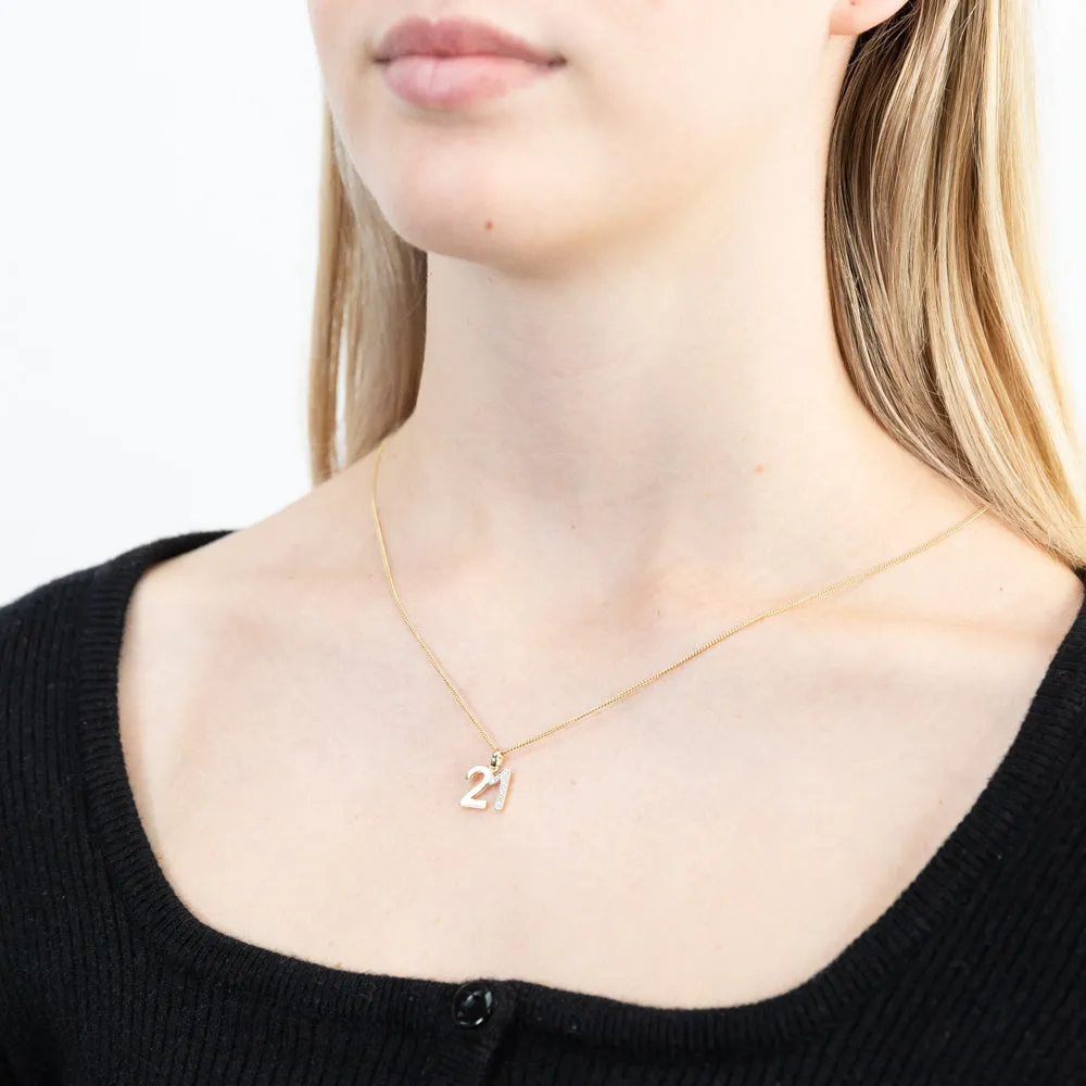 9ct Yellow Gold 21 Diamond Pendant Shiels