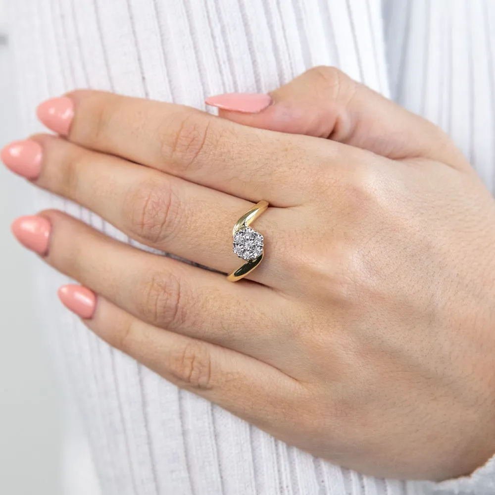 9ct Yellow Gold Diamond Ring Set With 7 Brilliant Cut Diamonds Shiels