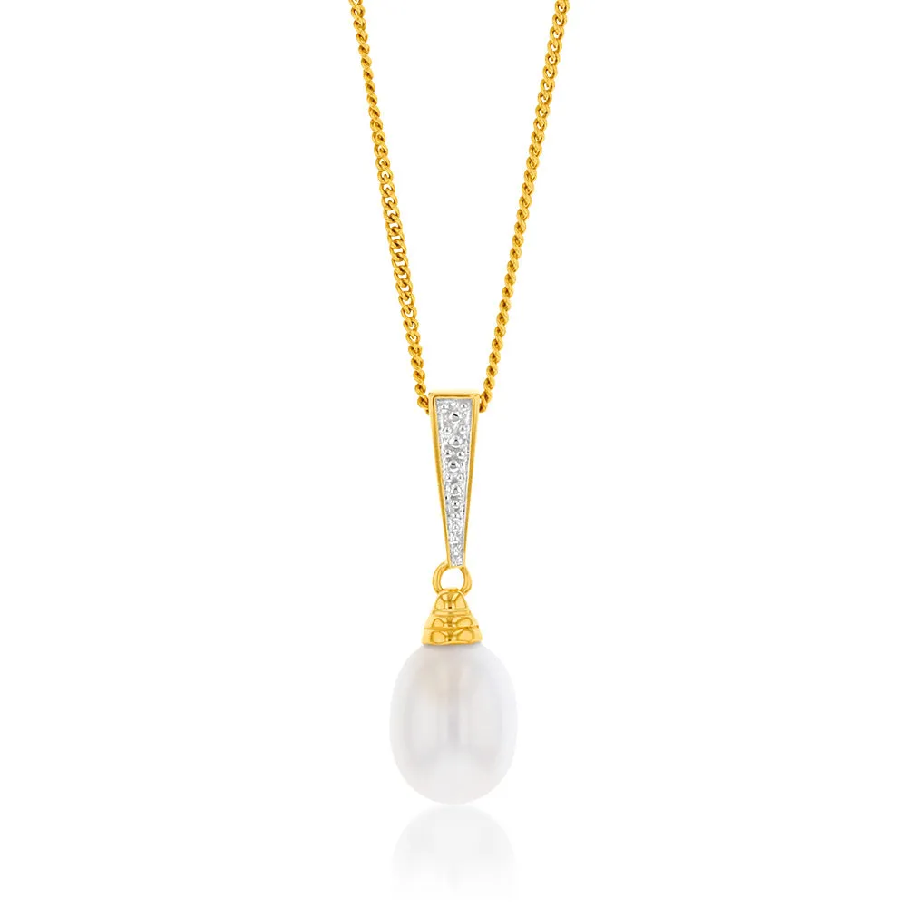 9ct Yellow Gold Freshwater White Pearl Pendant Shiels