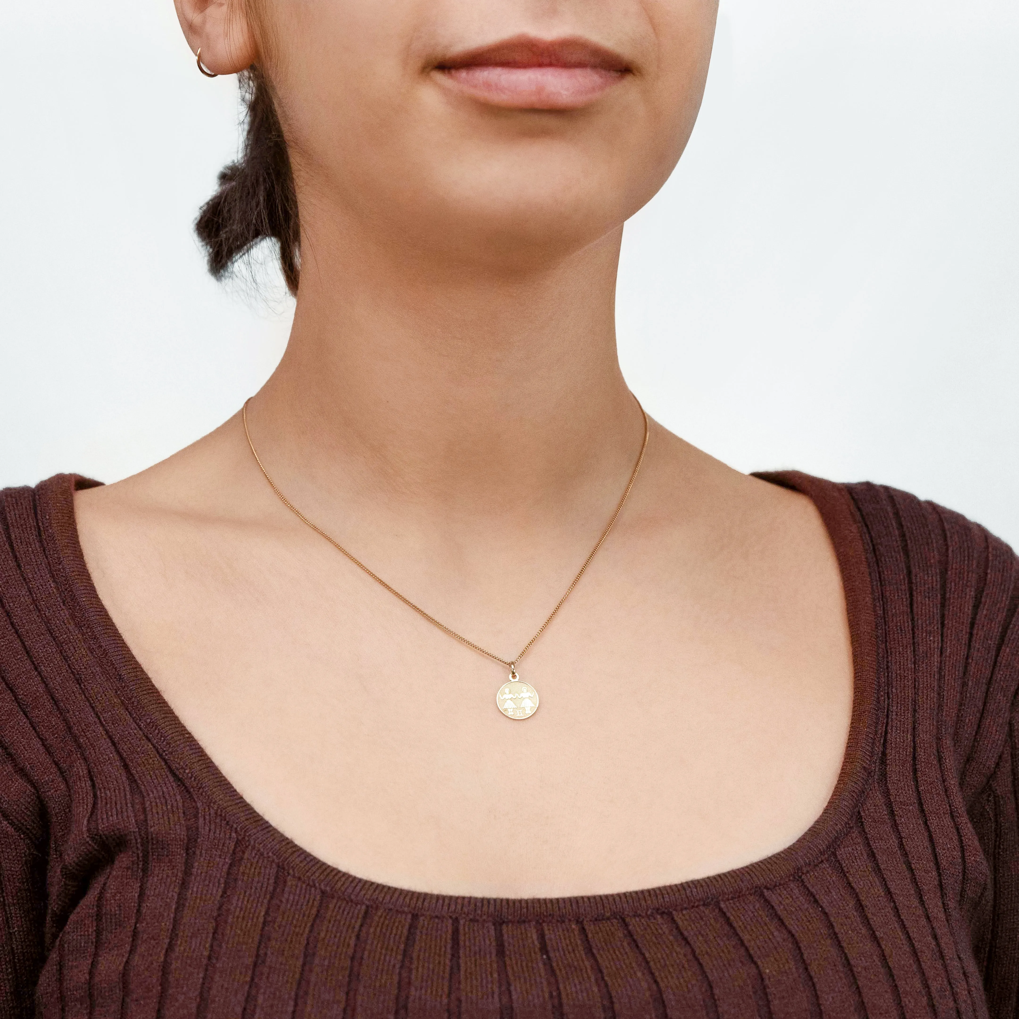 9ct Yellow Gold Zodiac Gemini Pendant Shiels