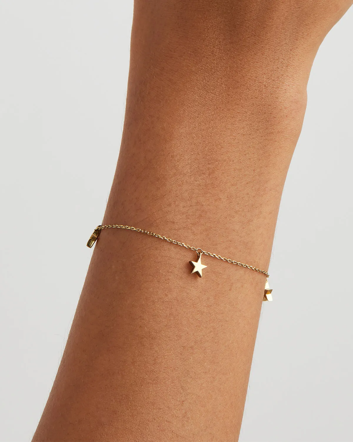 9k Solid Gold Star Bright Bracelet Bycharlotte