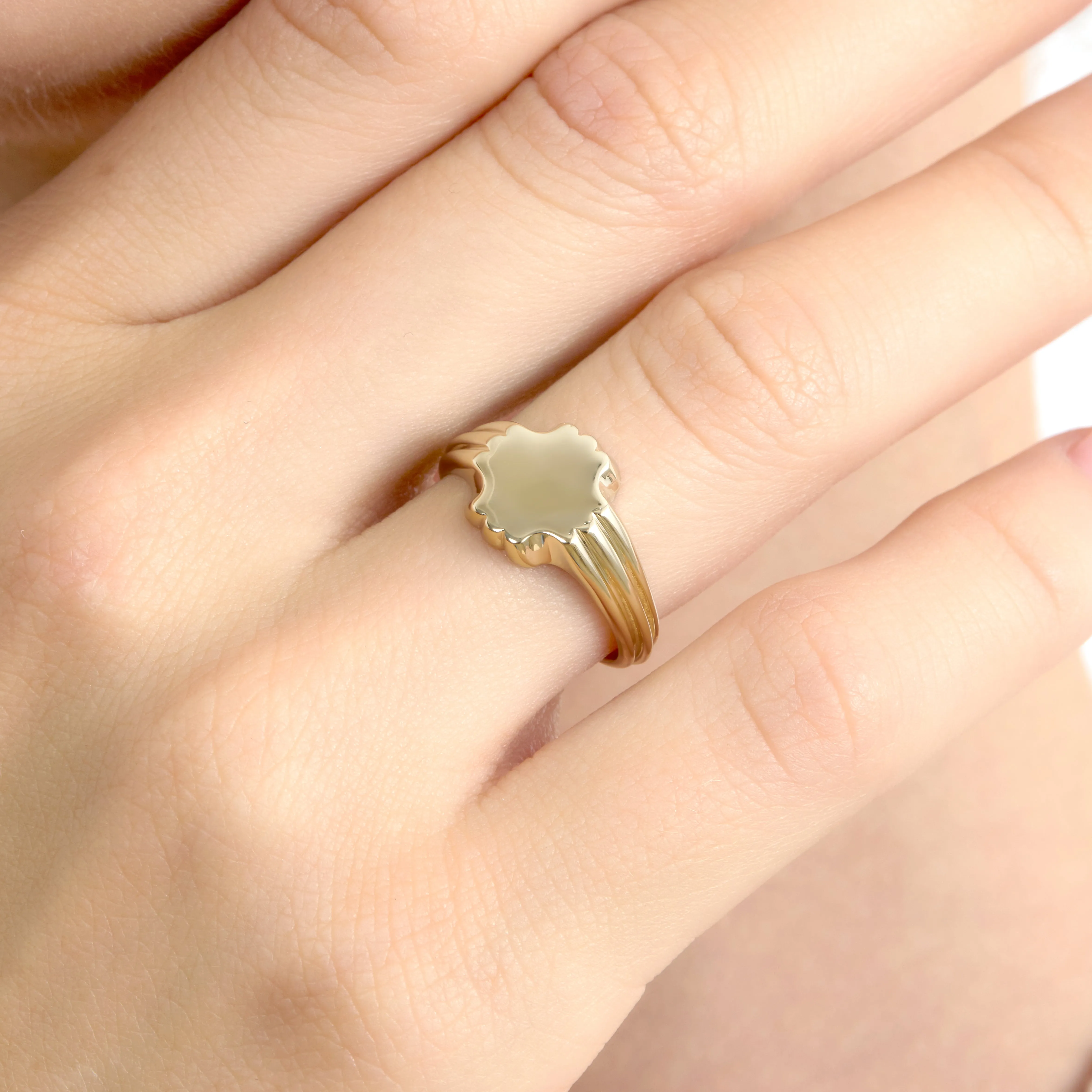 Clover Signet Ring, Madison SARAHELISE
