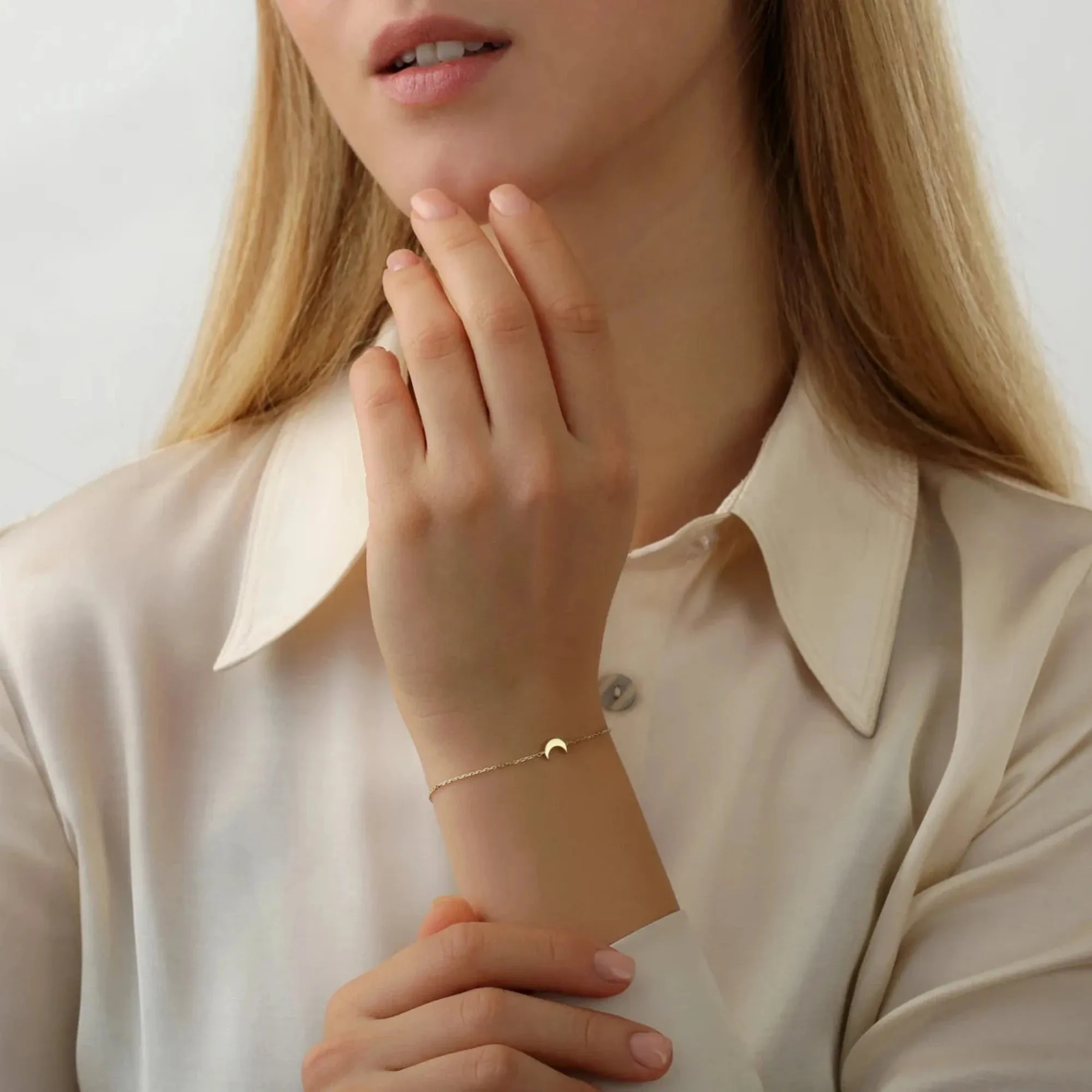 Crescent Moon Bracelet, Luna SARAHELISE