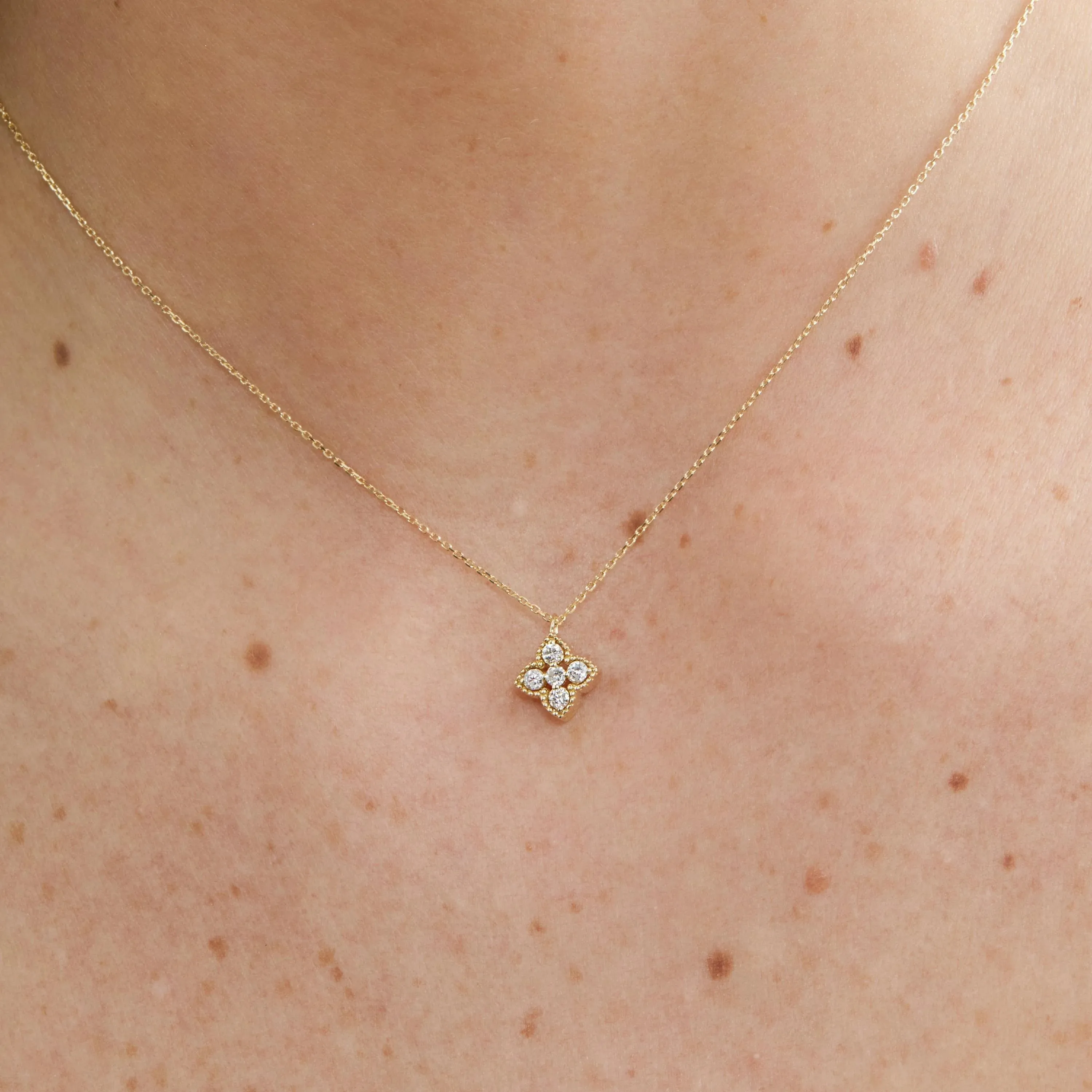 Dainty Diamond Clover Necklace, Giuliana SARAHELISE