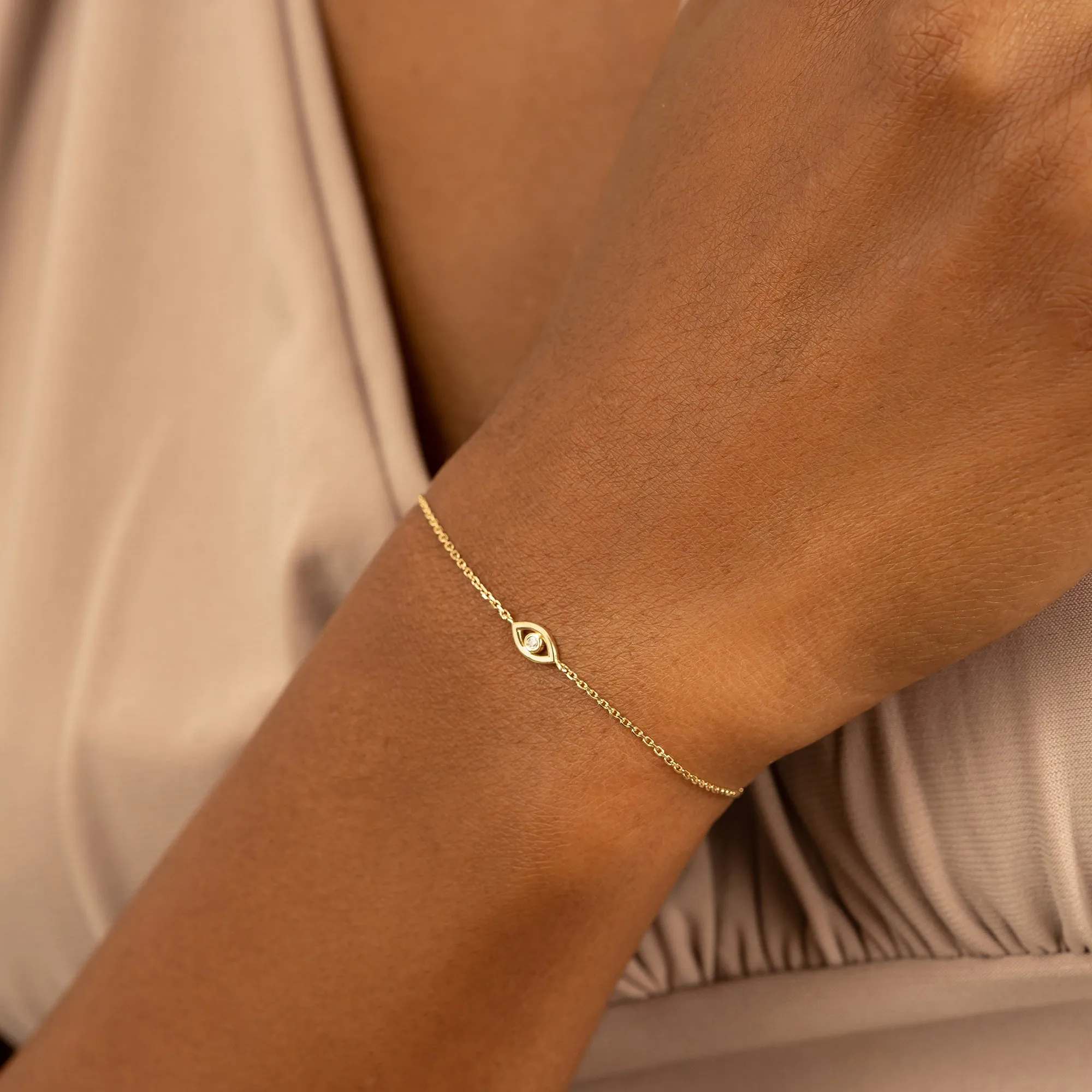 Dainty Diamond Eye Bracelet, Elena SARAHELISE