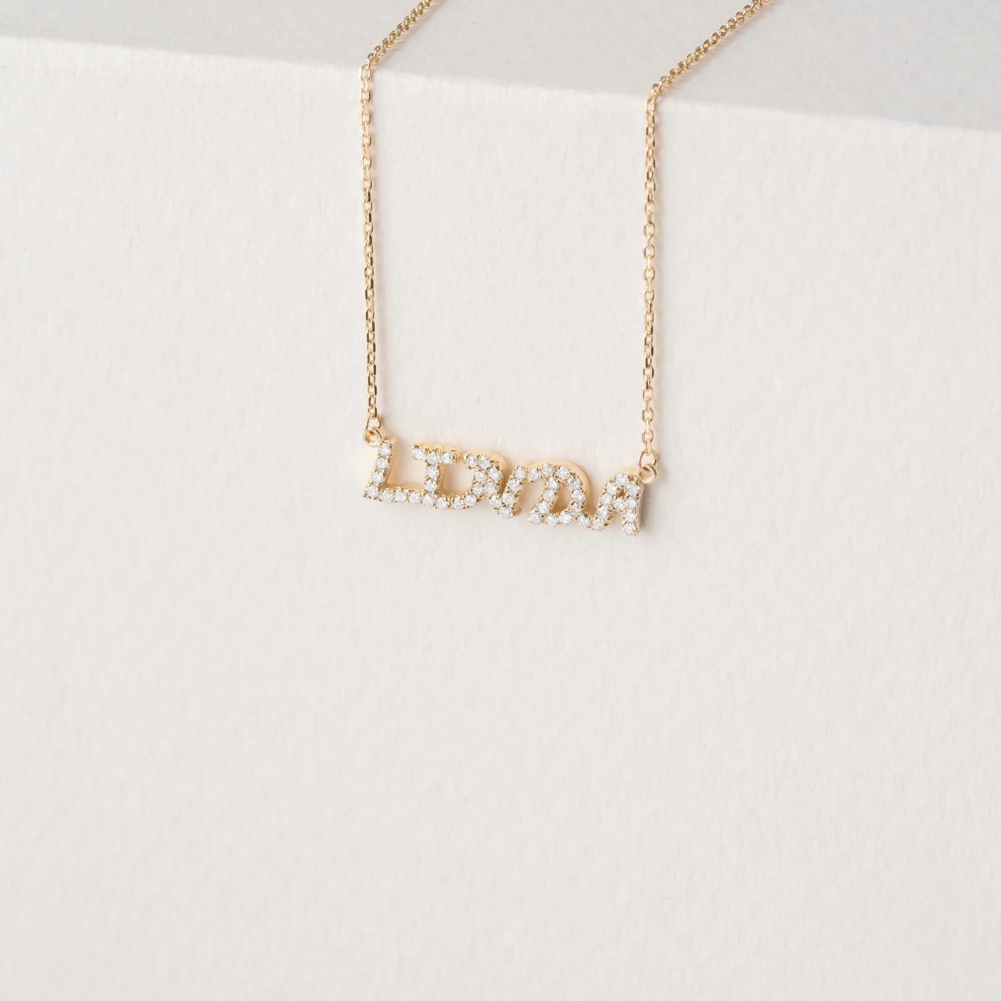 Dainty Diamond Name Necklace, Linda SARAHELISE