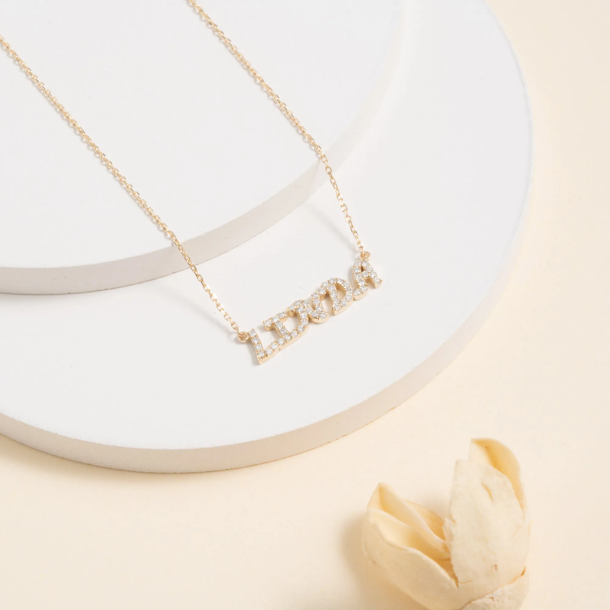 Dainty Diamond Name Necklace, Linda SARAHELISE