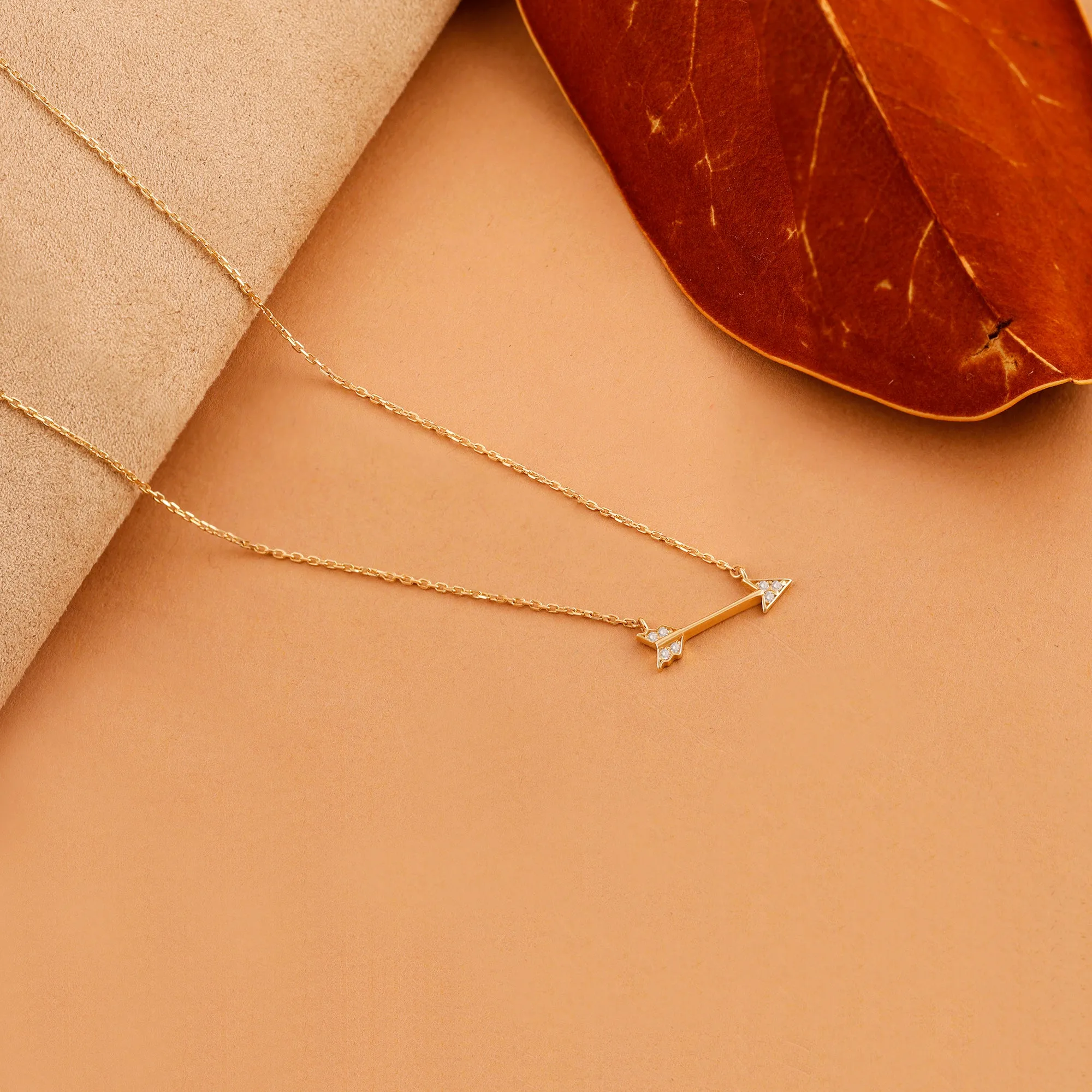 Diamond Arrow Necklace, Catherine SARAHELISE