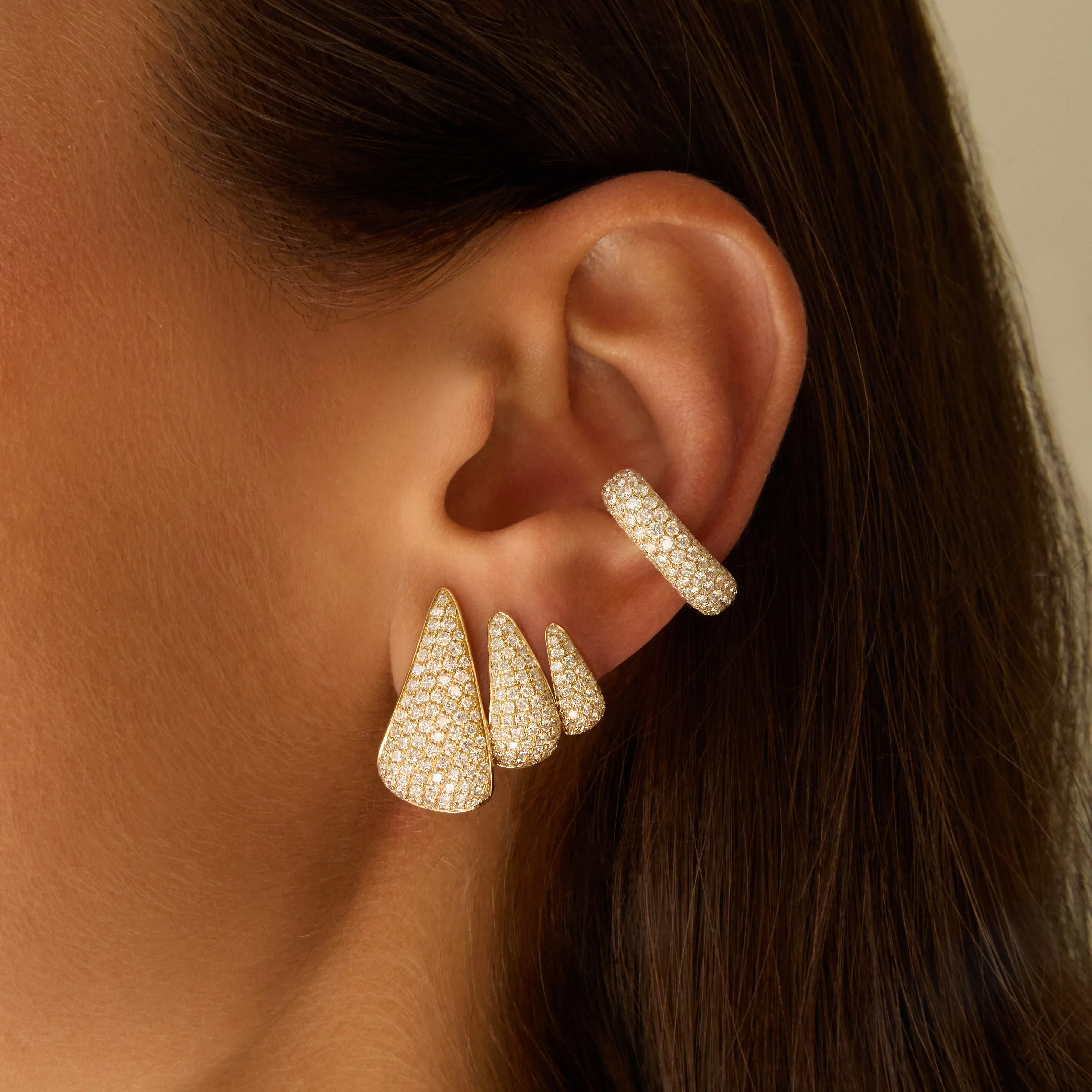 DIAMOND CLAW EARRINGS Anita Ko