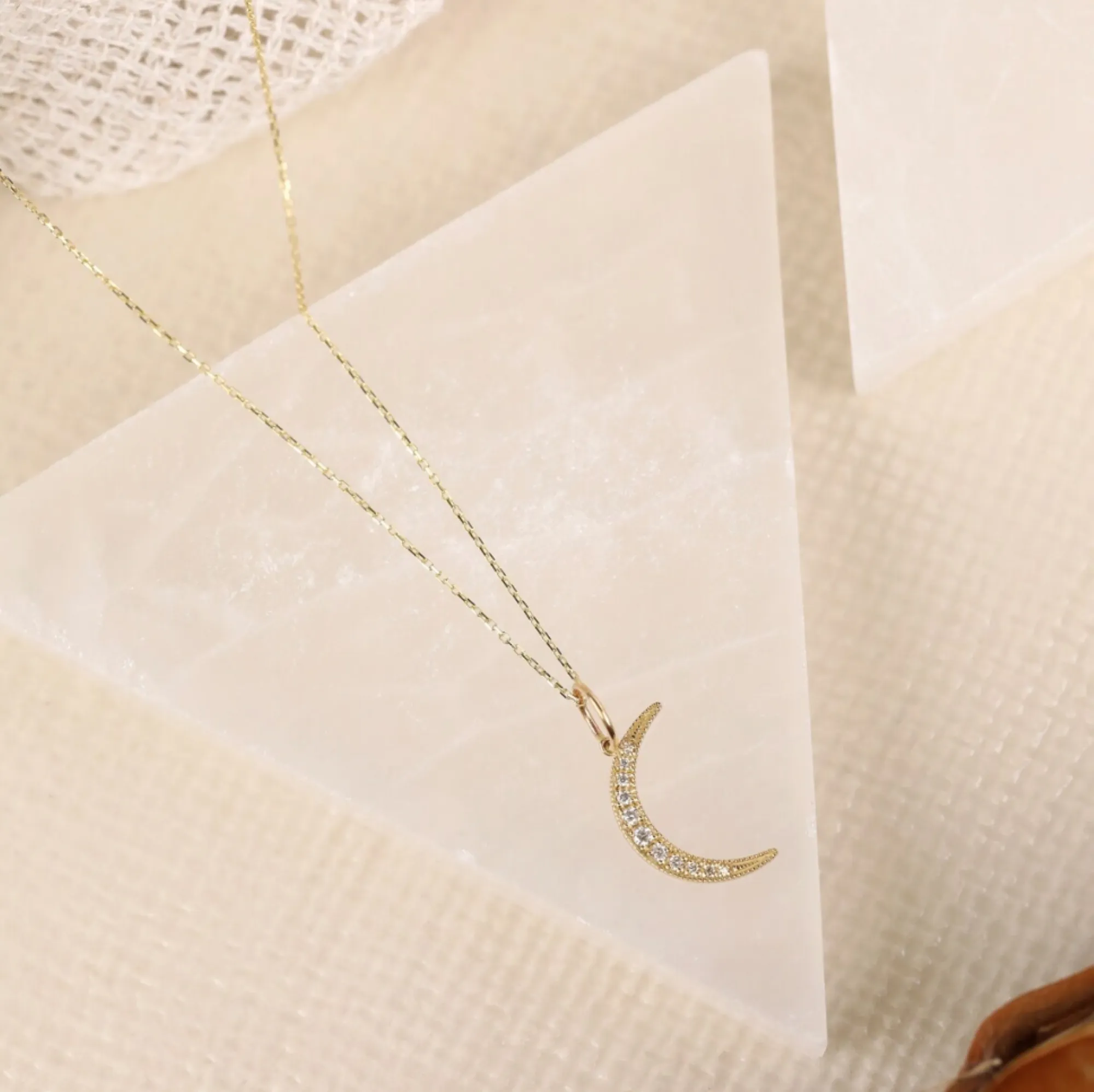 Diamond Moon Charm, Aubree SARAHELISE