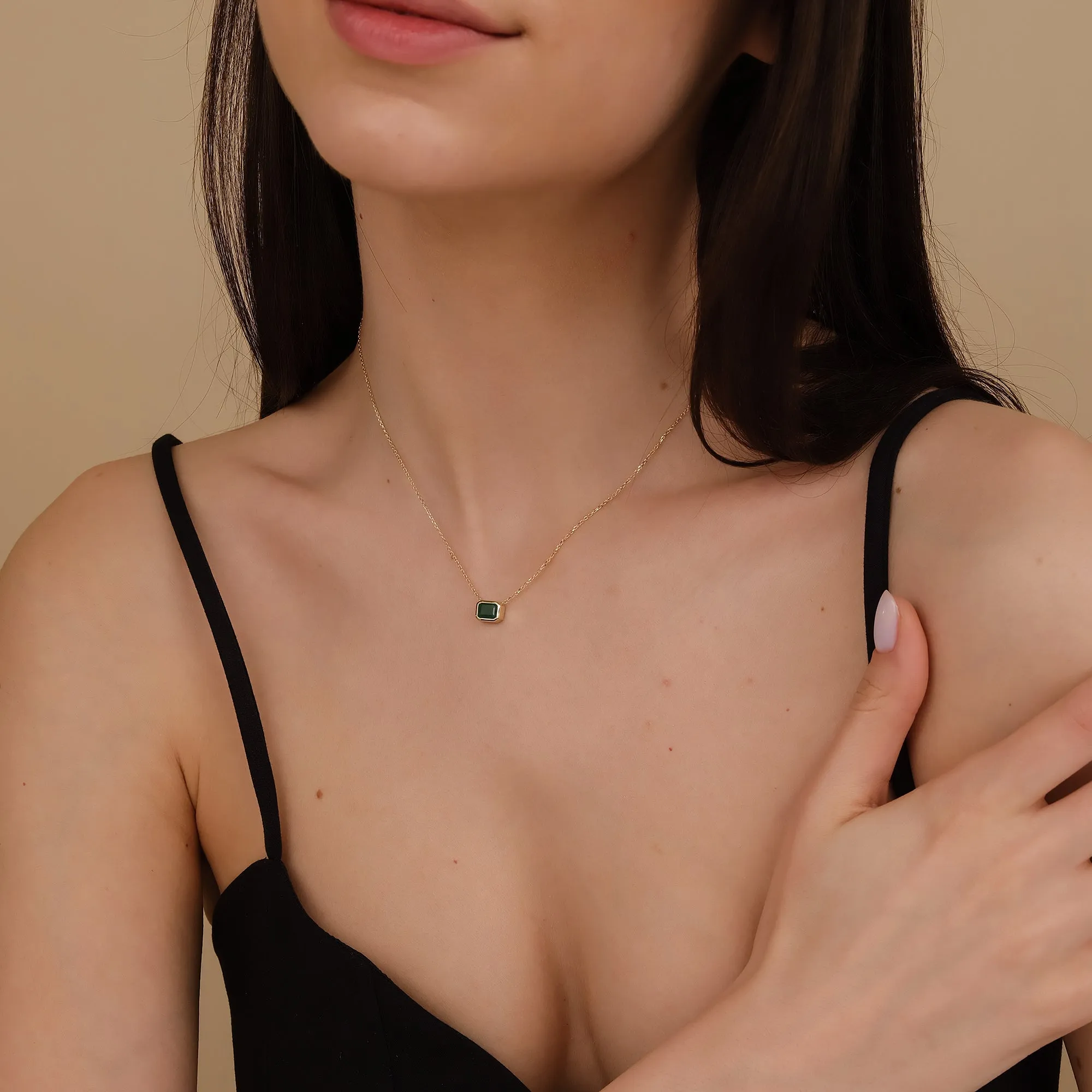 Emerald Necklace, Luisa SARAHELISE