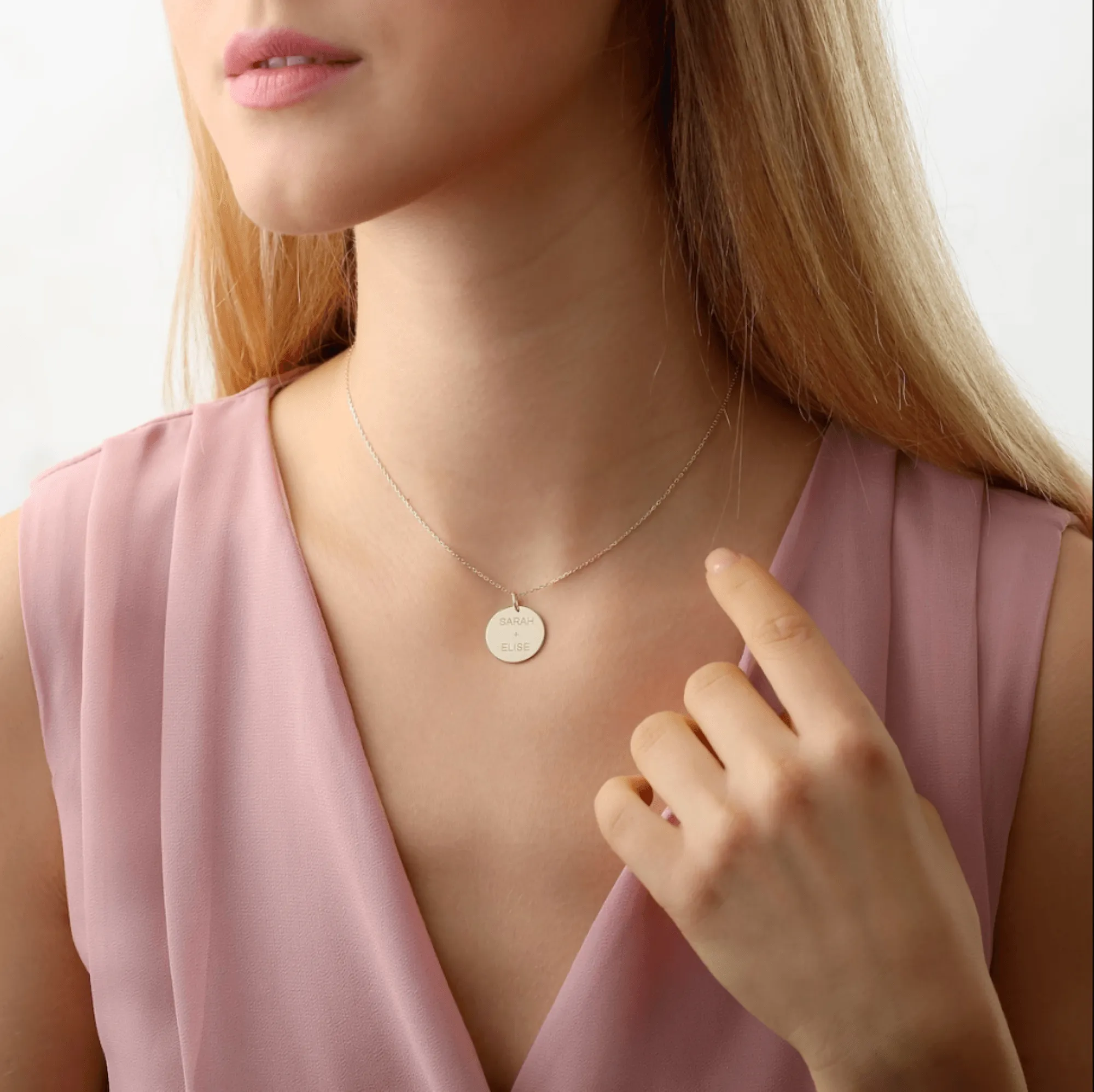 Gold Engravable Disc Charm, Cindra SARAHELISE
