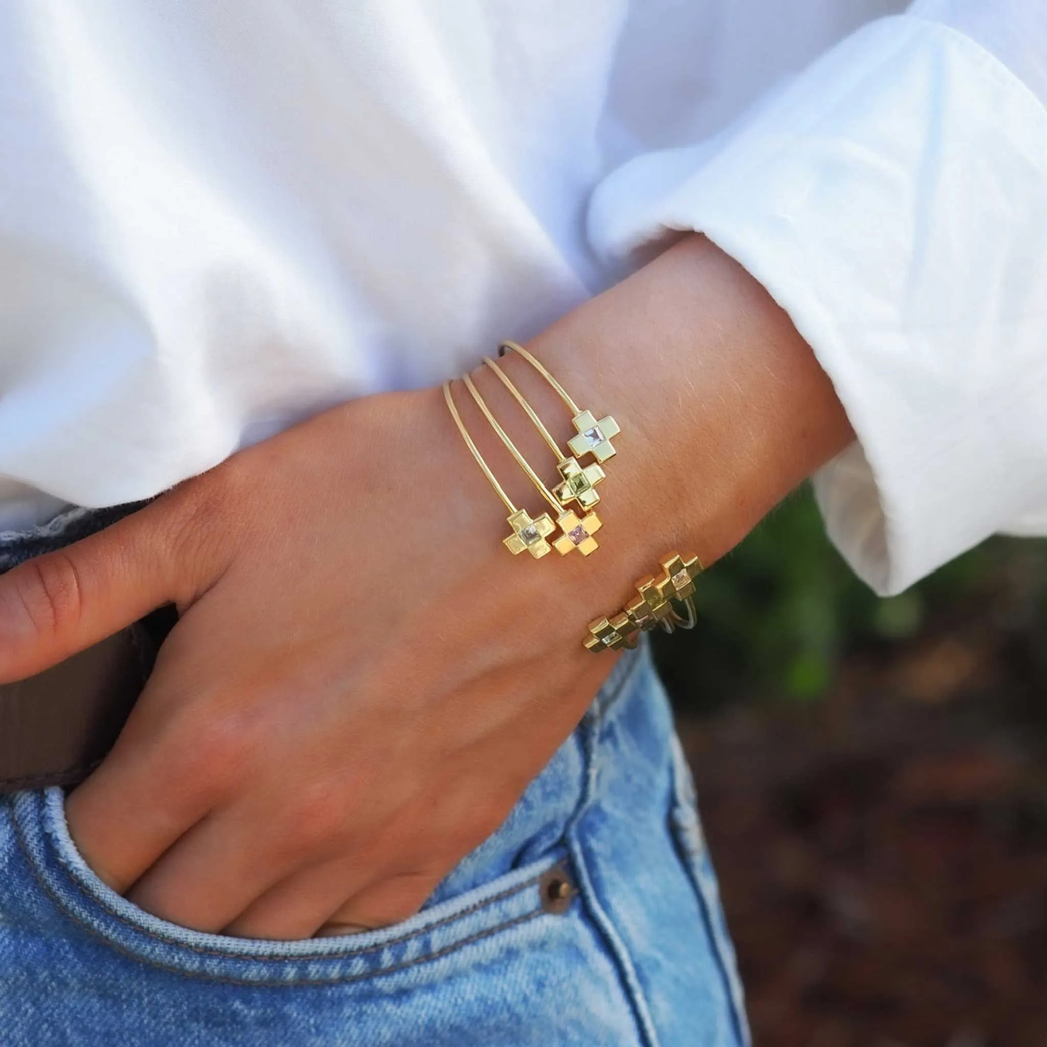 Goldbug Collection Peridot Cross Bangle