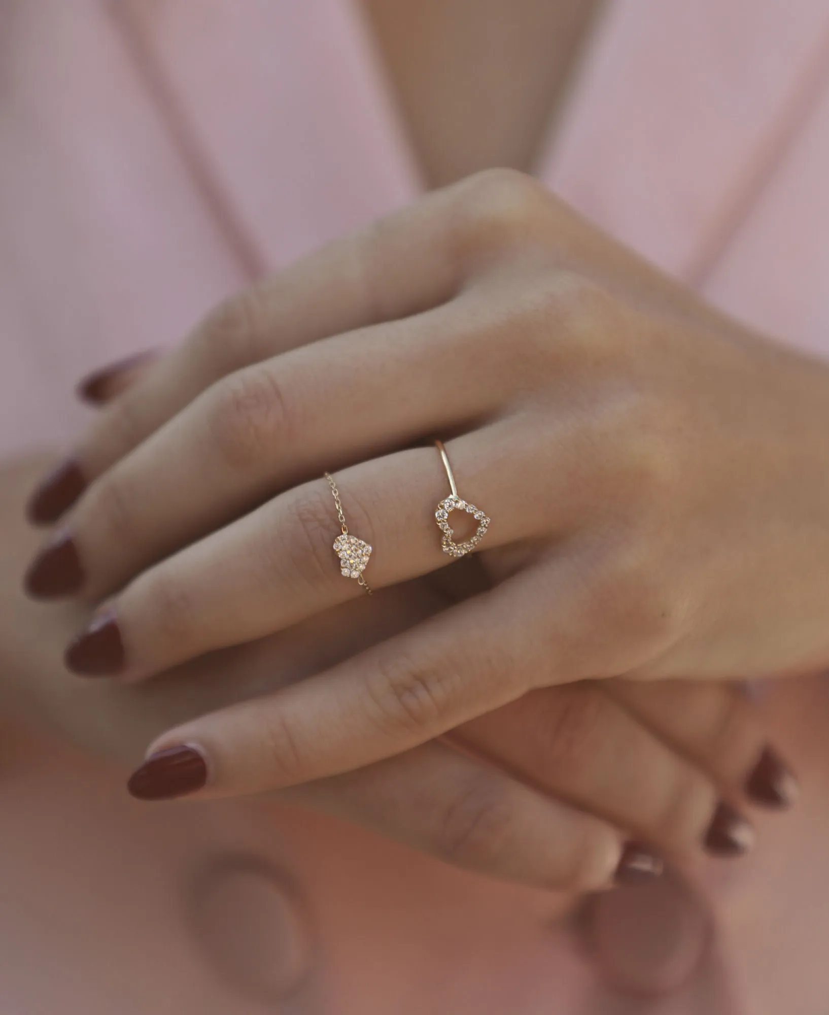 Heart Chain 18K White Gold Ring w. Diamonds