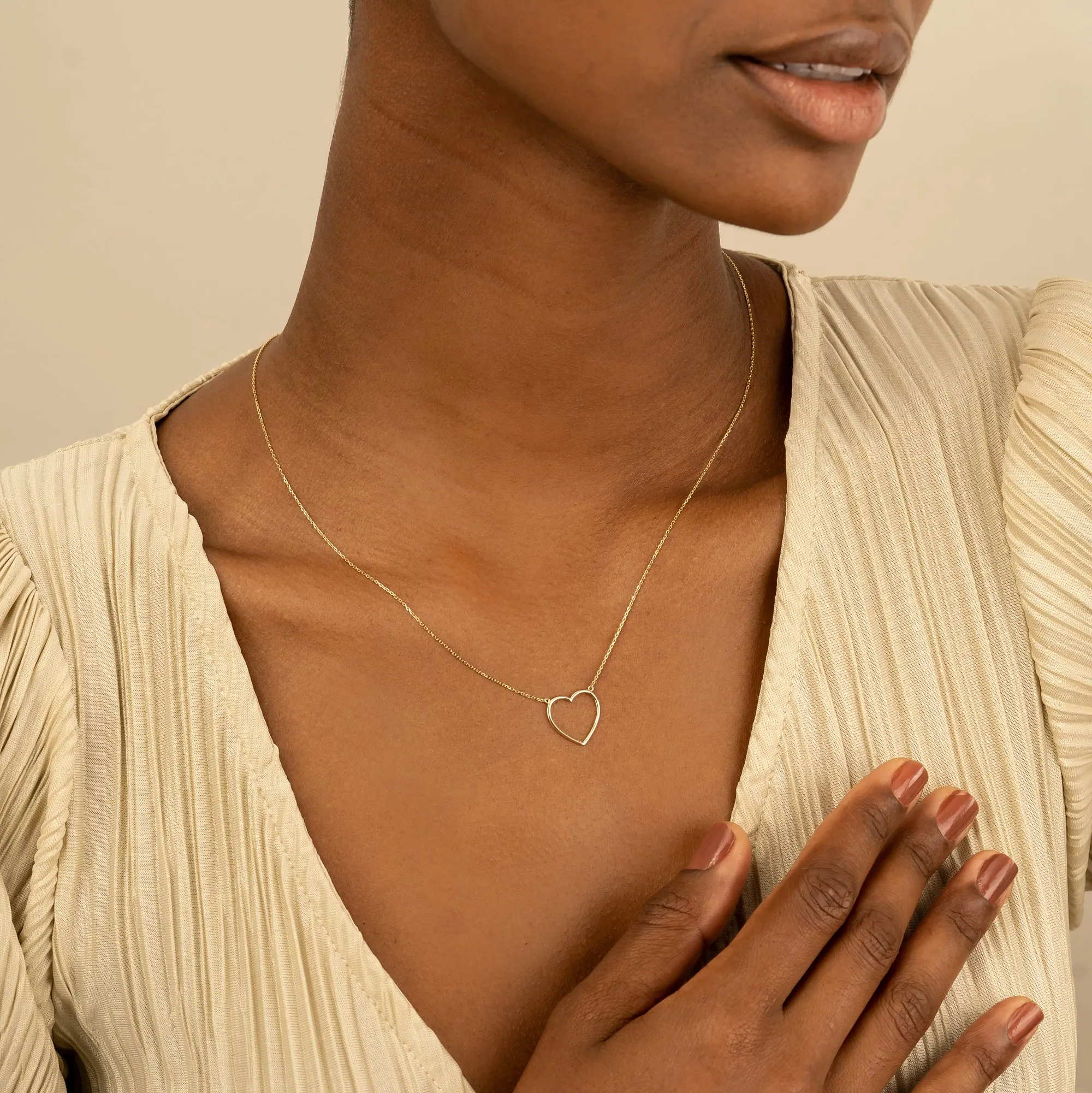 Heart Cut-Out Pendant, Anabella SARAHELISE