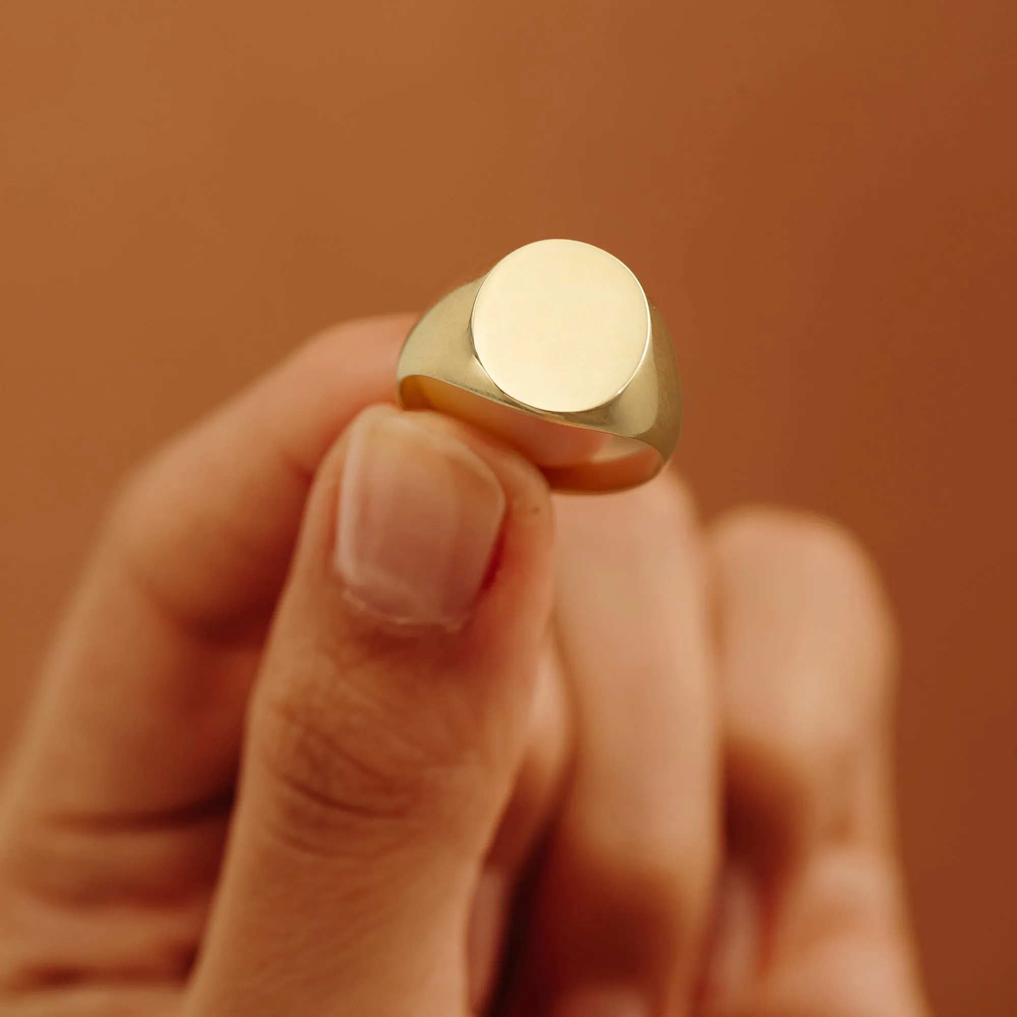 Large Oval Signet Ring, Trina SARAHELISE