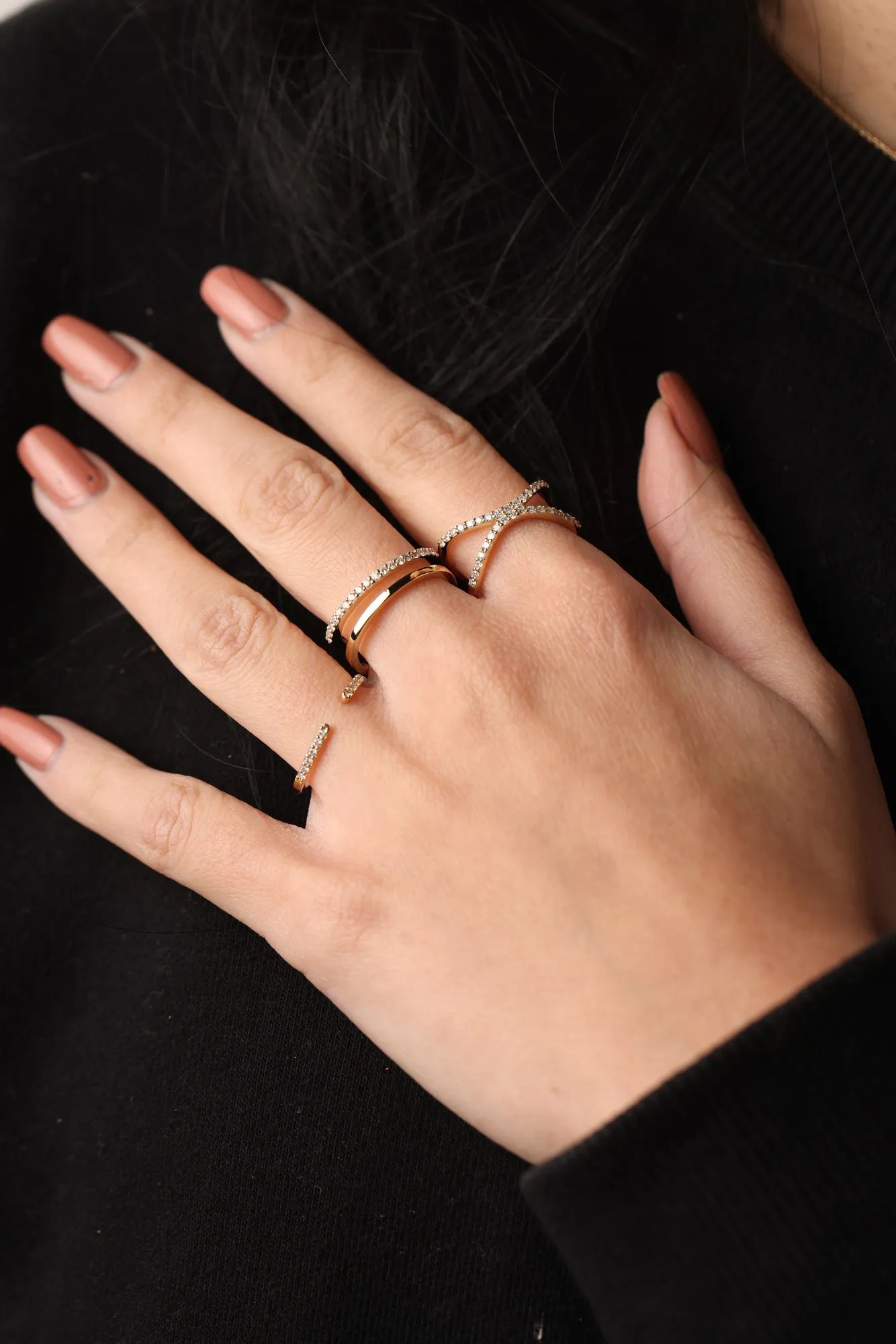 Letter X 18K White Gold Ring w. Diamonds