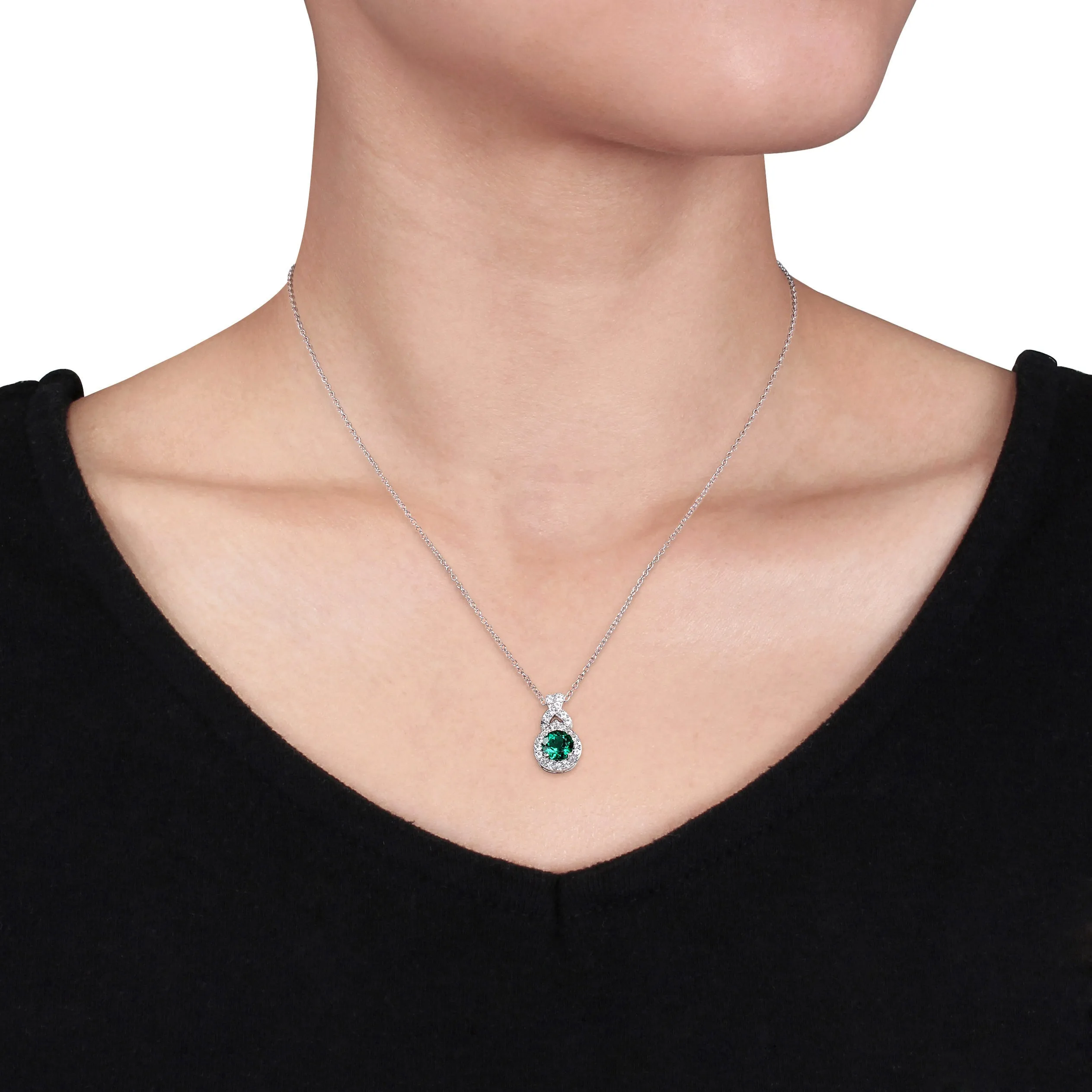 Mimi & Max 3 1/5ct TGW Created White Sapphire Created Emerald Jewelry Set Sterling Silver