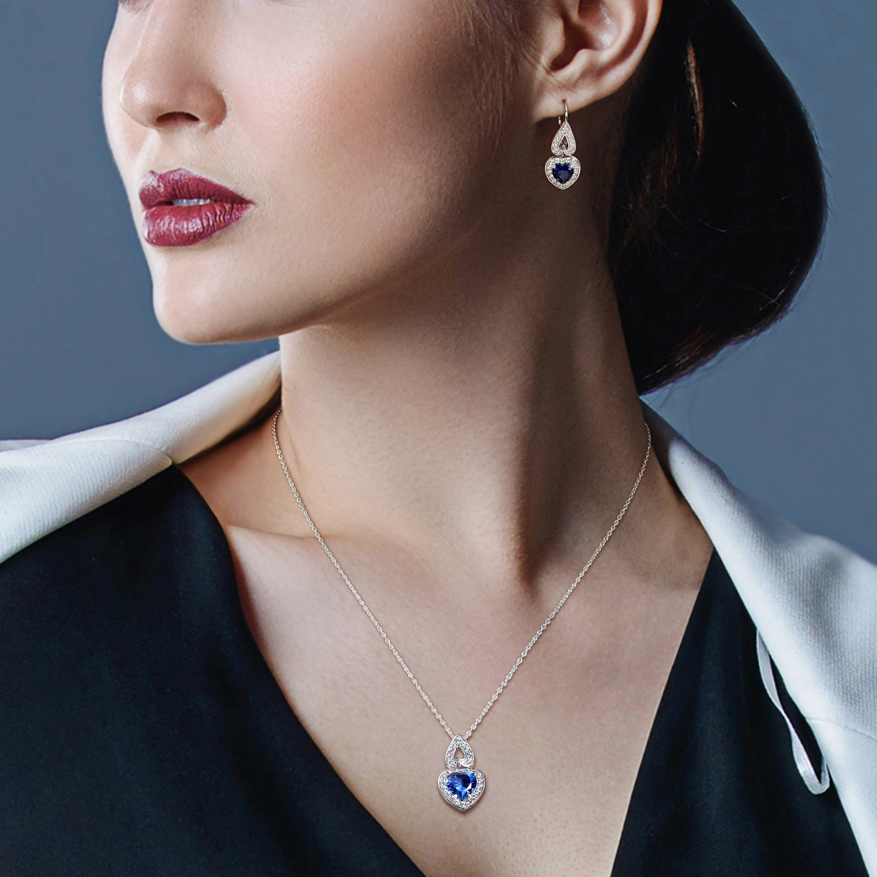 Mimi & Max 8-5/8ct TGW Created Blue White Sapphire 2-Piece Halo Heart Jewelry Set Sterling Silver