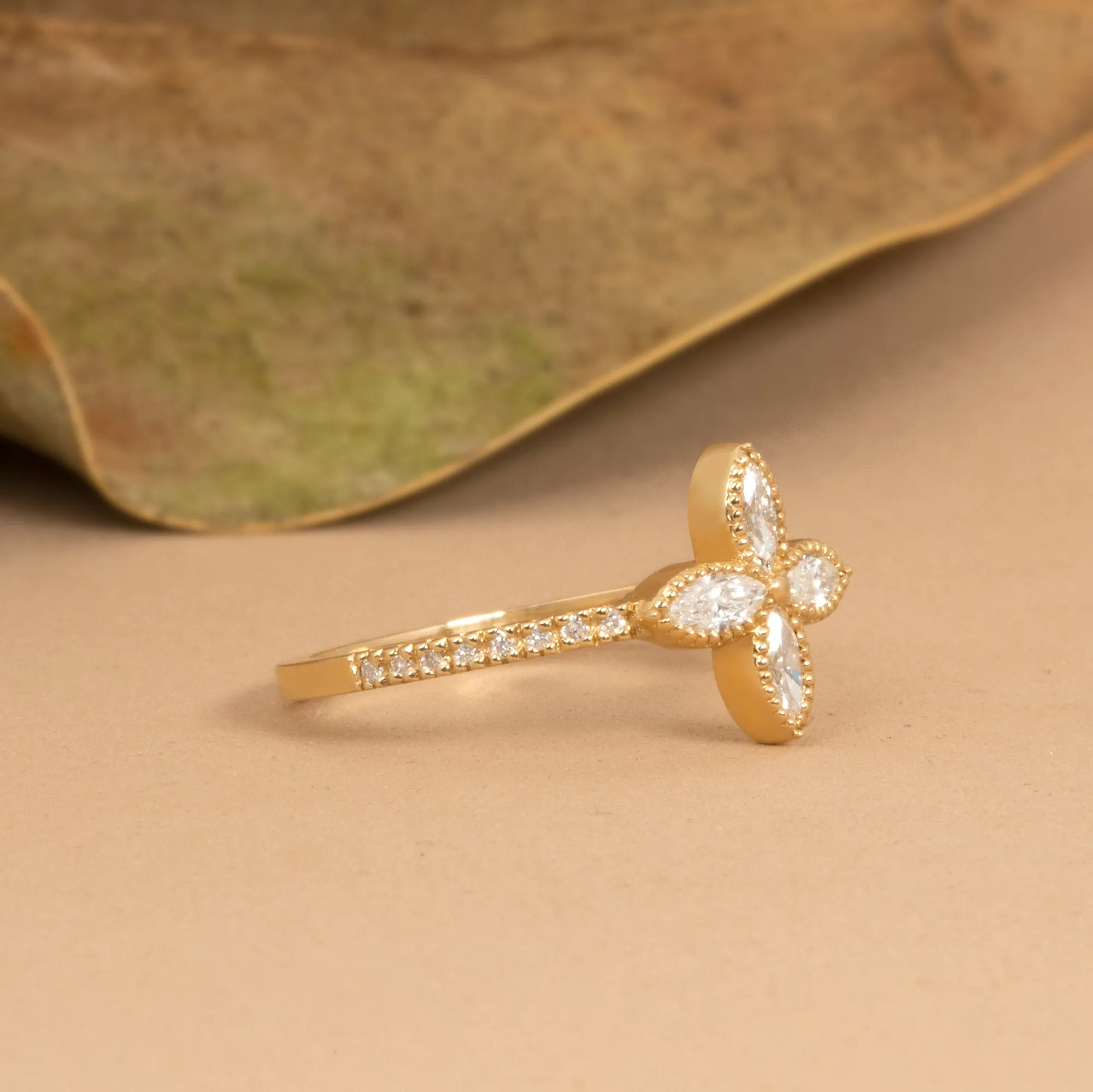 Natural Diamond Clover Ring, Leticia SARAHELISE