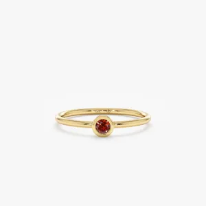 Natural Garnet Bezel Ring, Vienna SARAHELISE