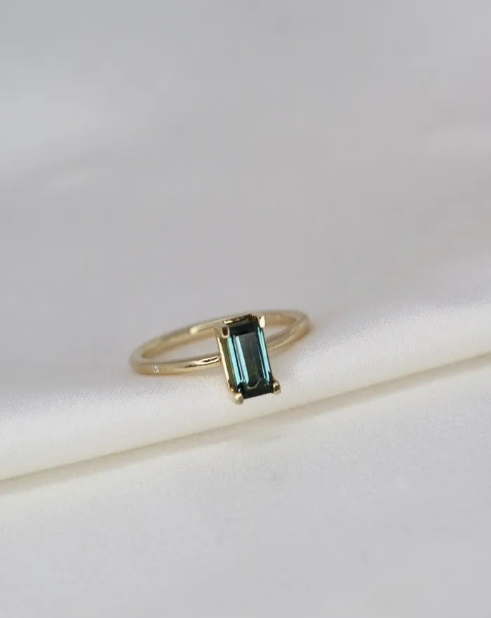 Nord Green Turned 18K Gold Ring w. Tourmaline & Diamond