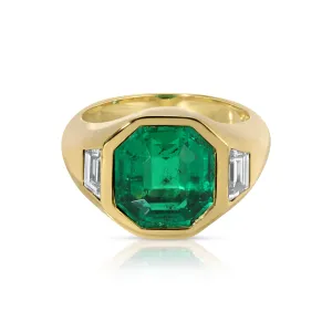 OCTAGONAL EMERALD AND TRAPEZOID DIAMOND BEZEL RING Anita Ko
