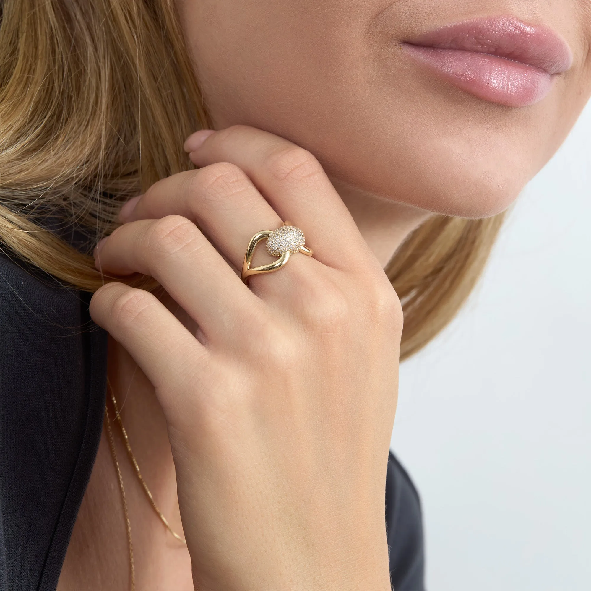 Pave Diamond Bow Ring, Izee SARAHELISE