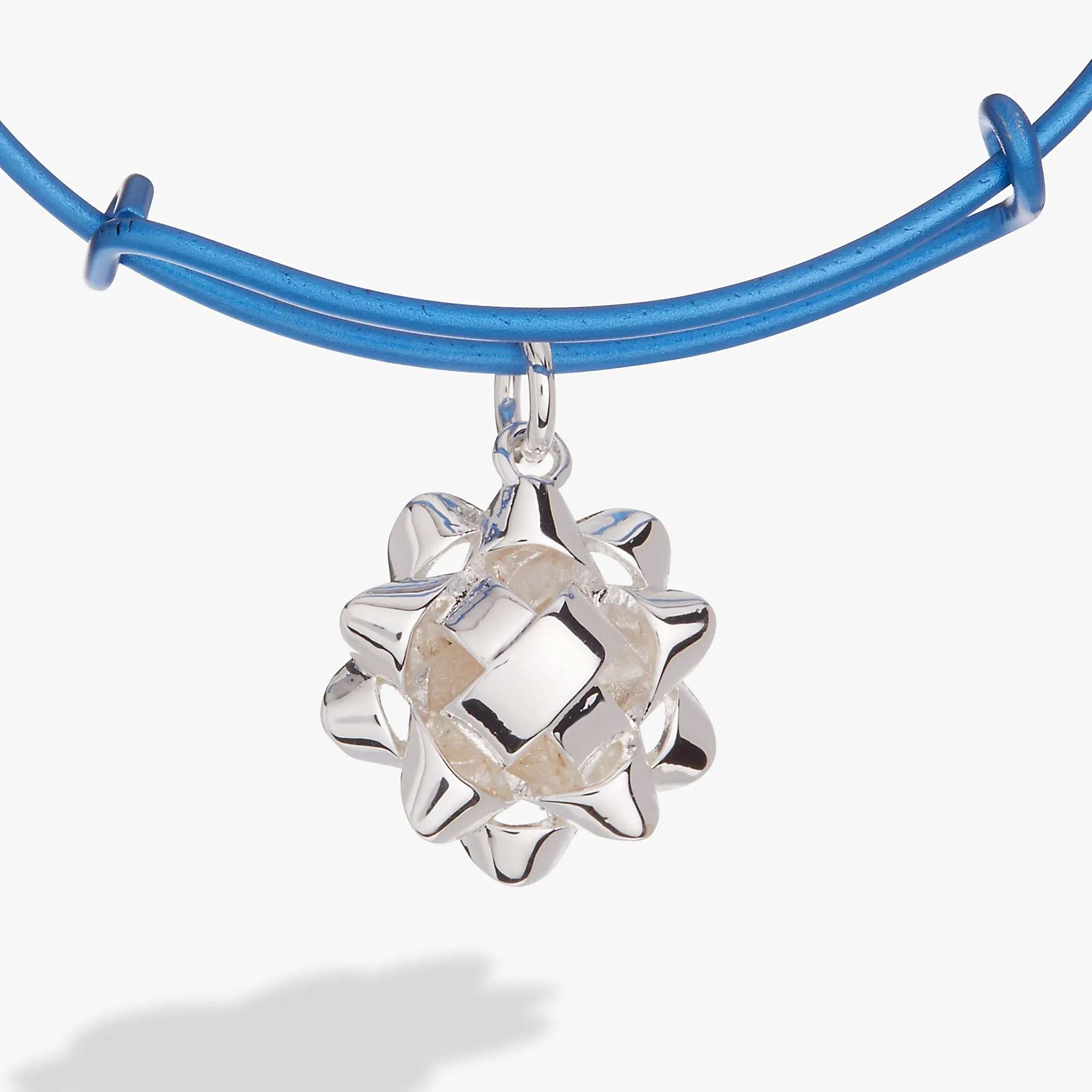 Ribbon Bow Charm Bangle