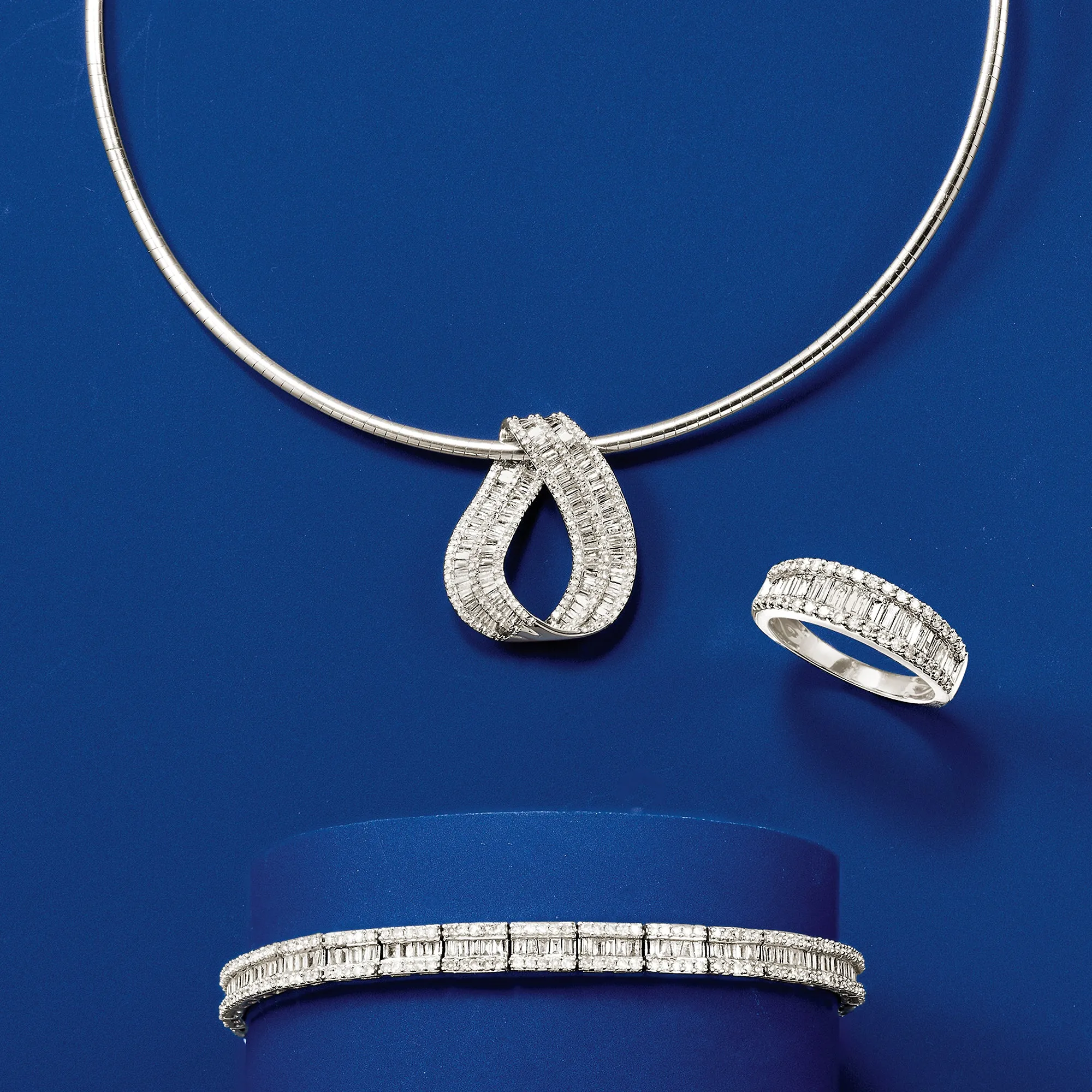 Ross-Simons Italian 1.8mm 14kt White Gold Omega Necklace