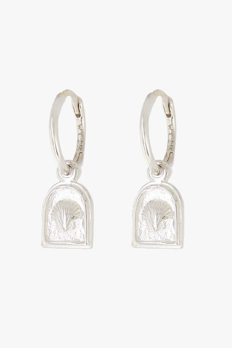 Scallop Medallion Hoop Silver Wildthings Collectables