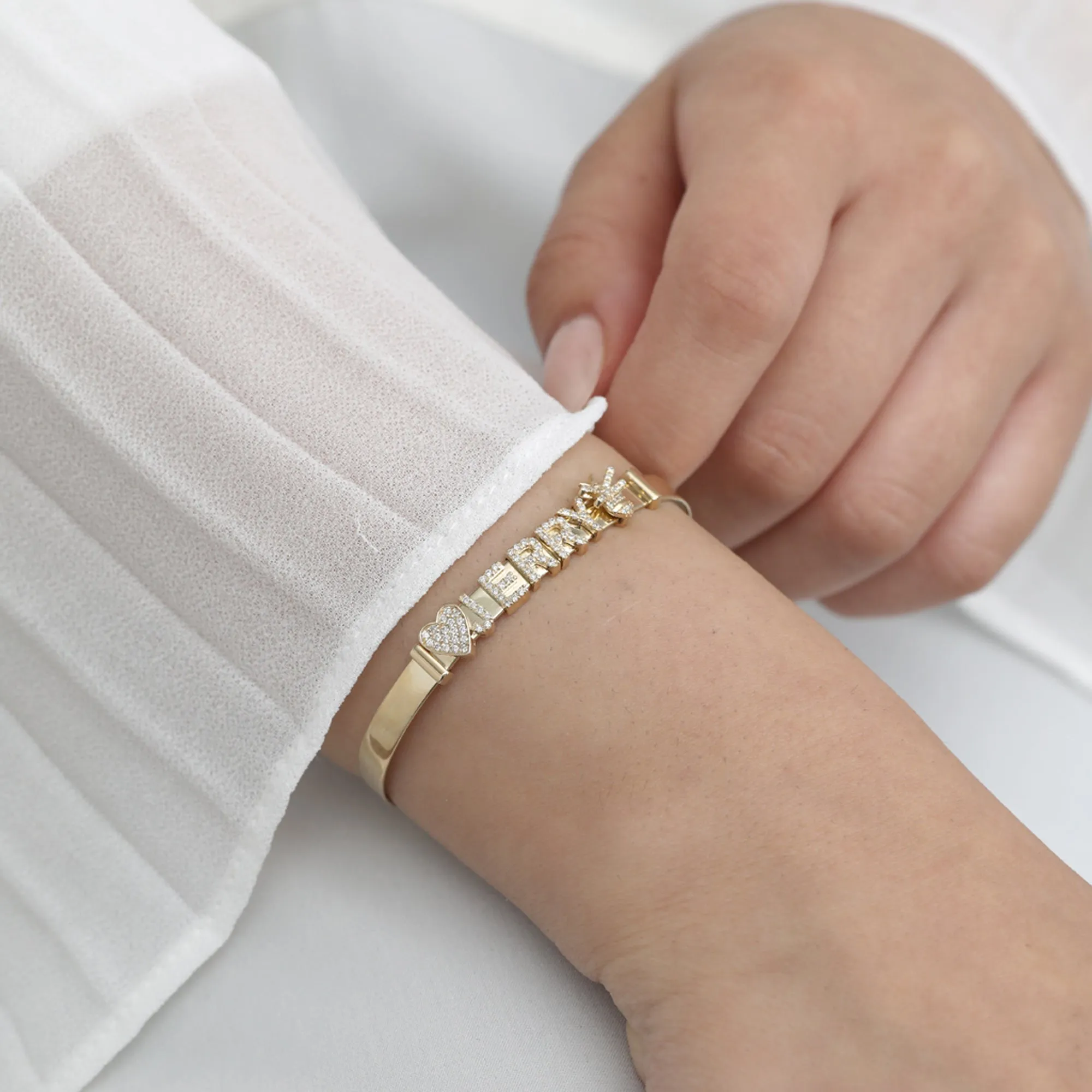 Solid Gold Bangle & Charms, Elsa SARAHELISE