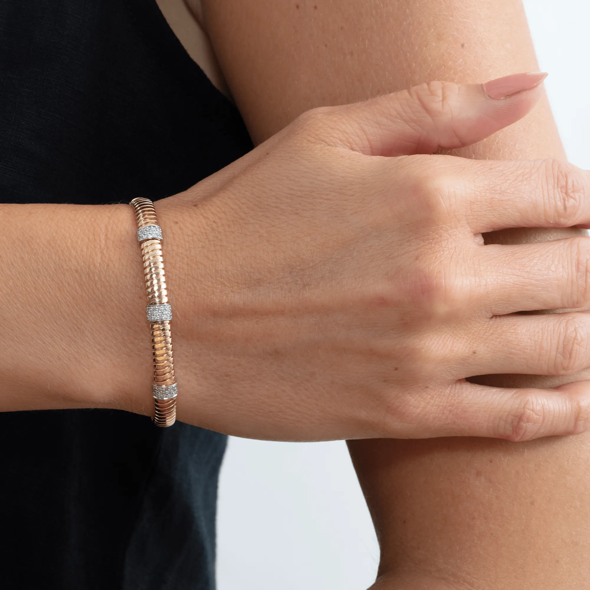 Solid Gold Diamond Ribbed Bangle, Martha SARAHELISE