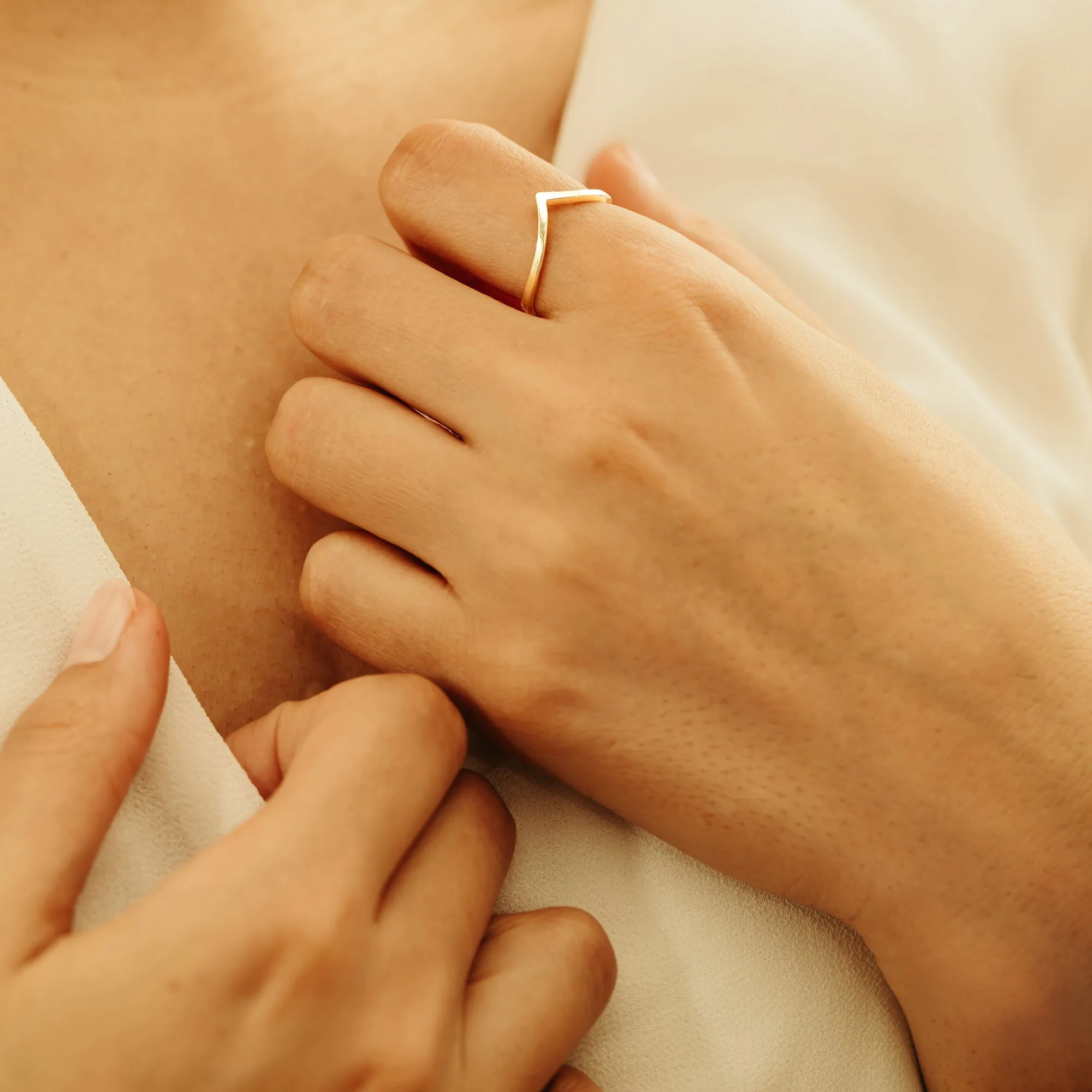 V Nesting Ring In Solid Gold, Shaniqua SARAHELISE