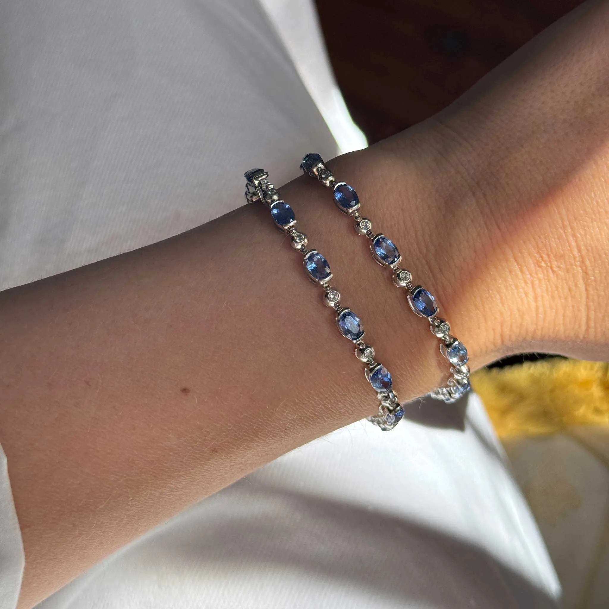 Vintage 6.16ctw Oval Sapphire & .39ctw Diamond 18K Gold Bracelet