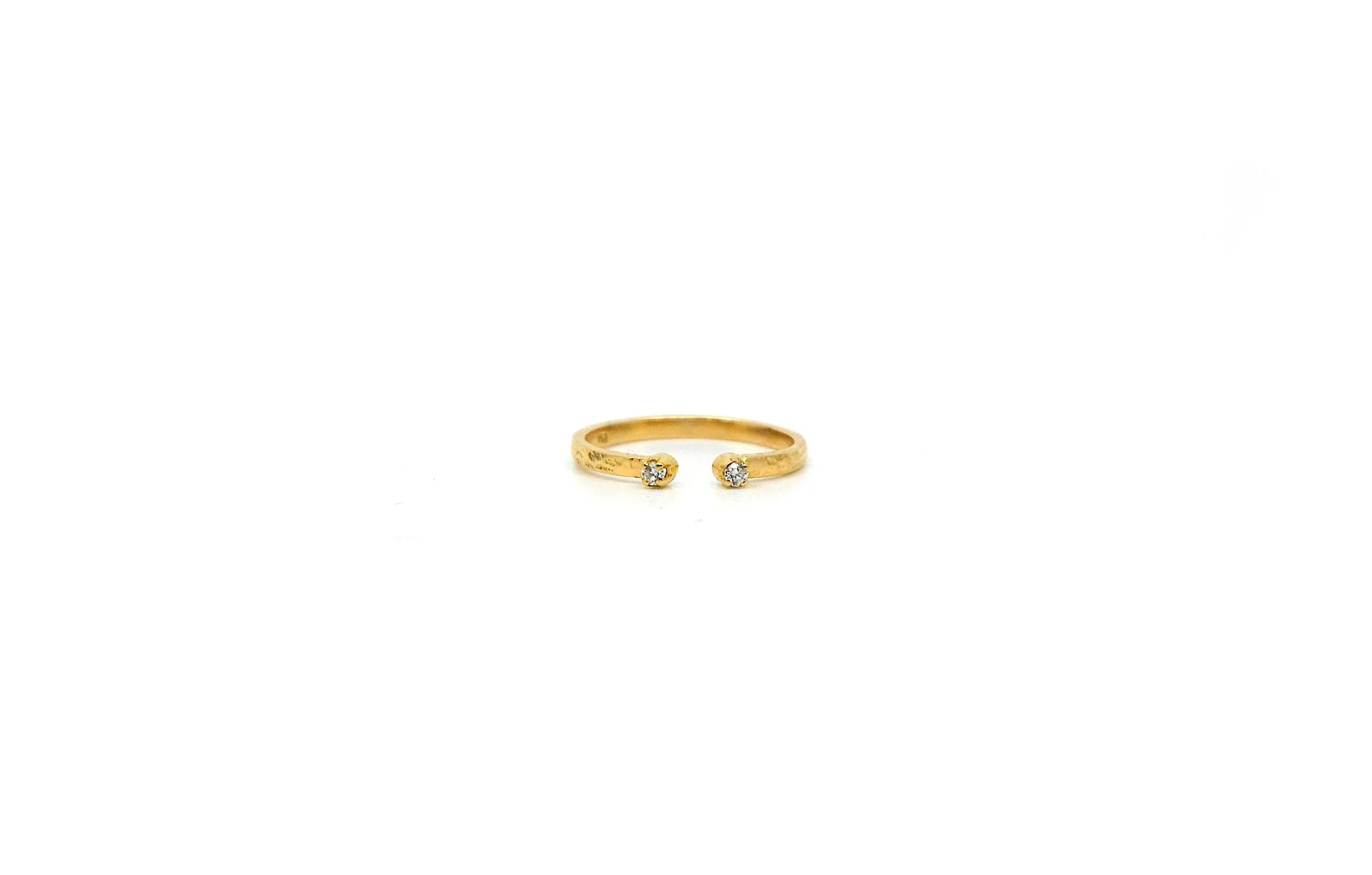 Yūgen Open 14K Gold, Whitegold or Rosegold Ring w. Diamonds